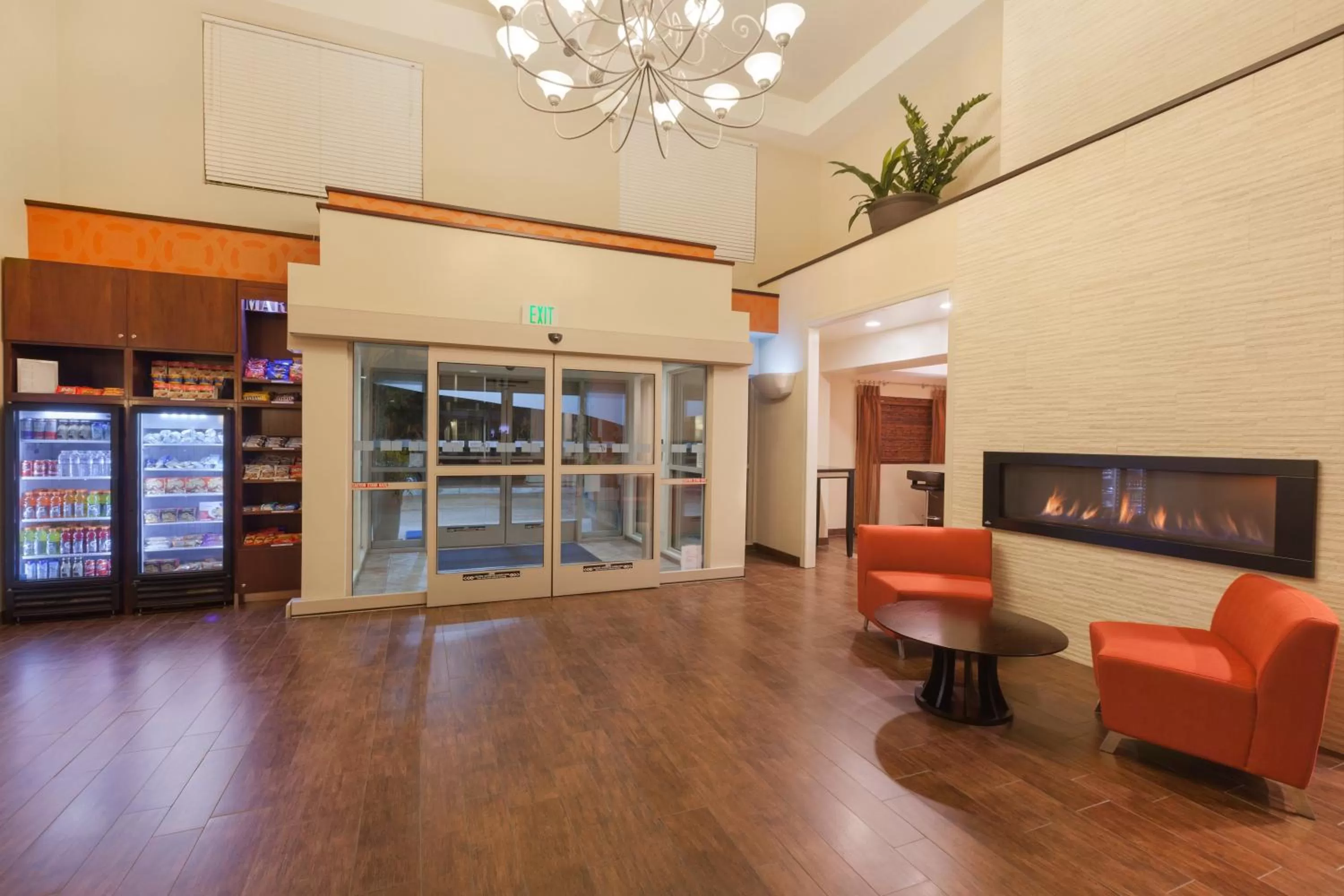 Property building in Holiday Inn Express Hotel & Suites San Jose-Morgan Hill by IHG