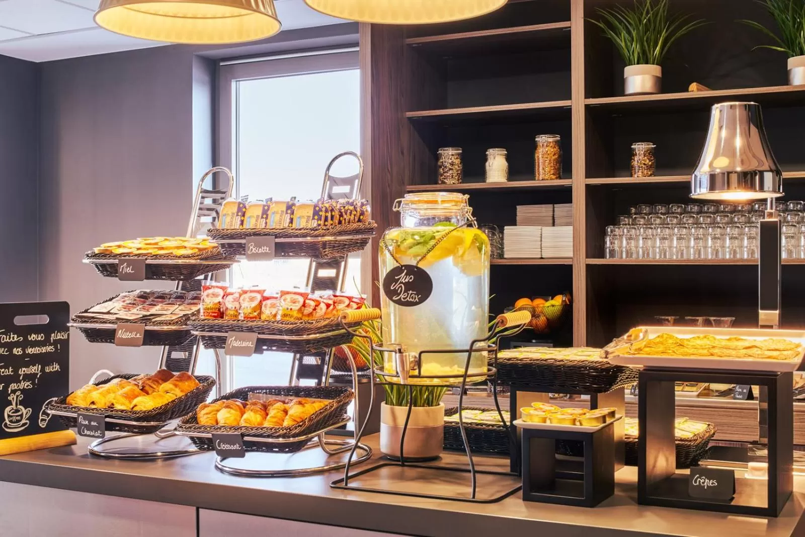 Buffet breakfast in easyHotel Paris Charles de Gaulle Villepinte