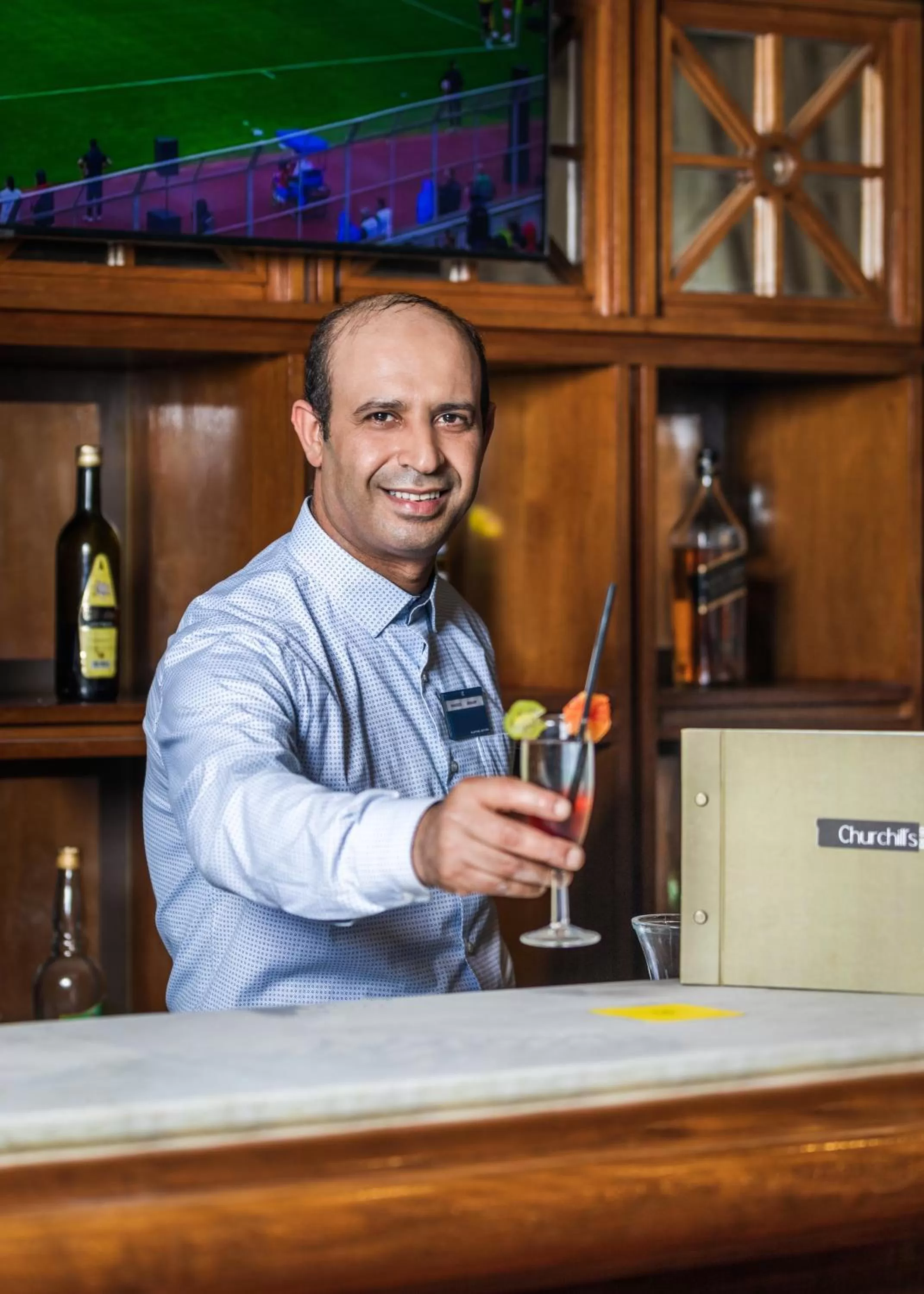 Staff in Golden Tulip El Mechtel