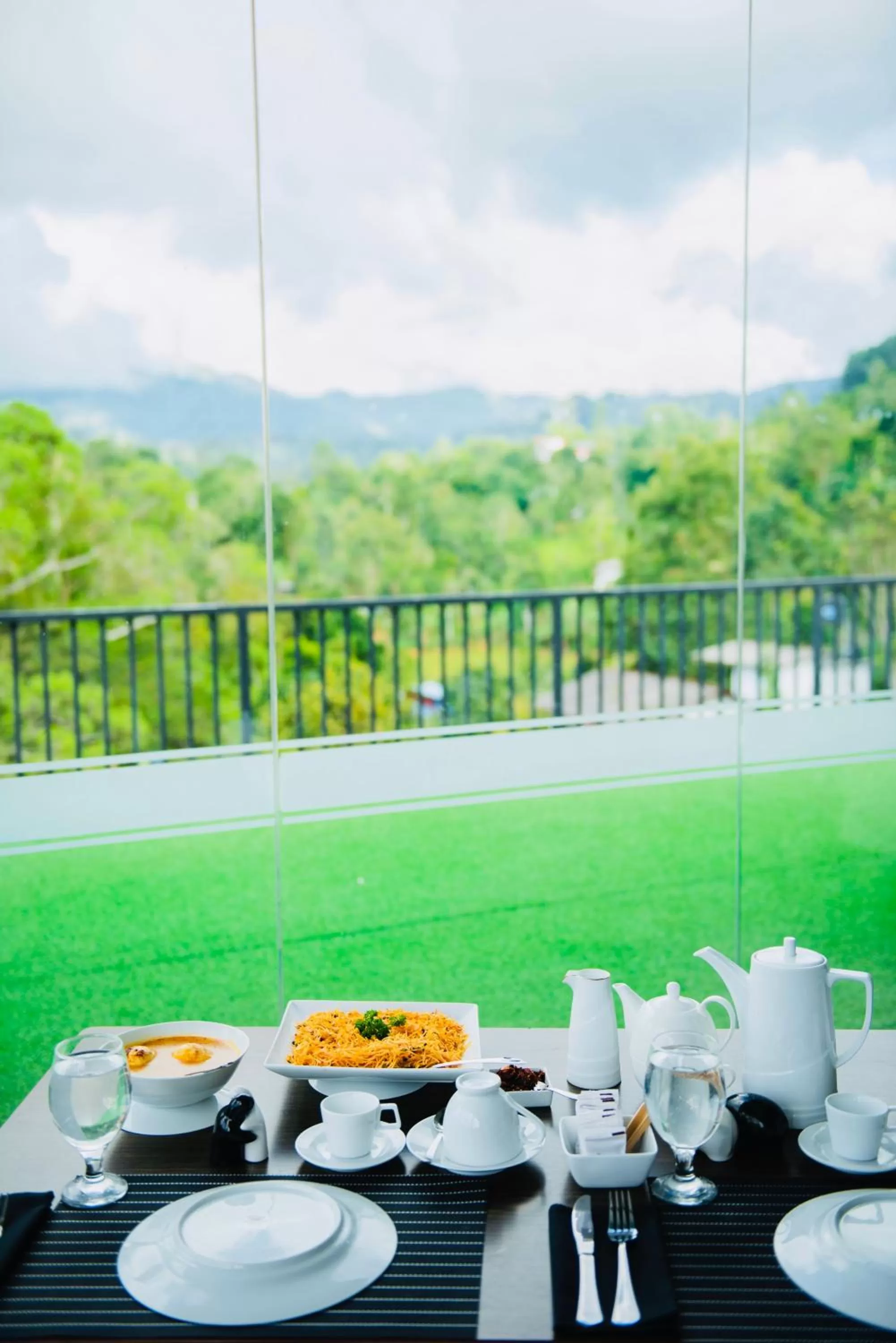 Coffee/tea facilities in 49 Ella