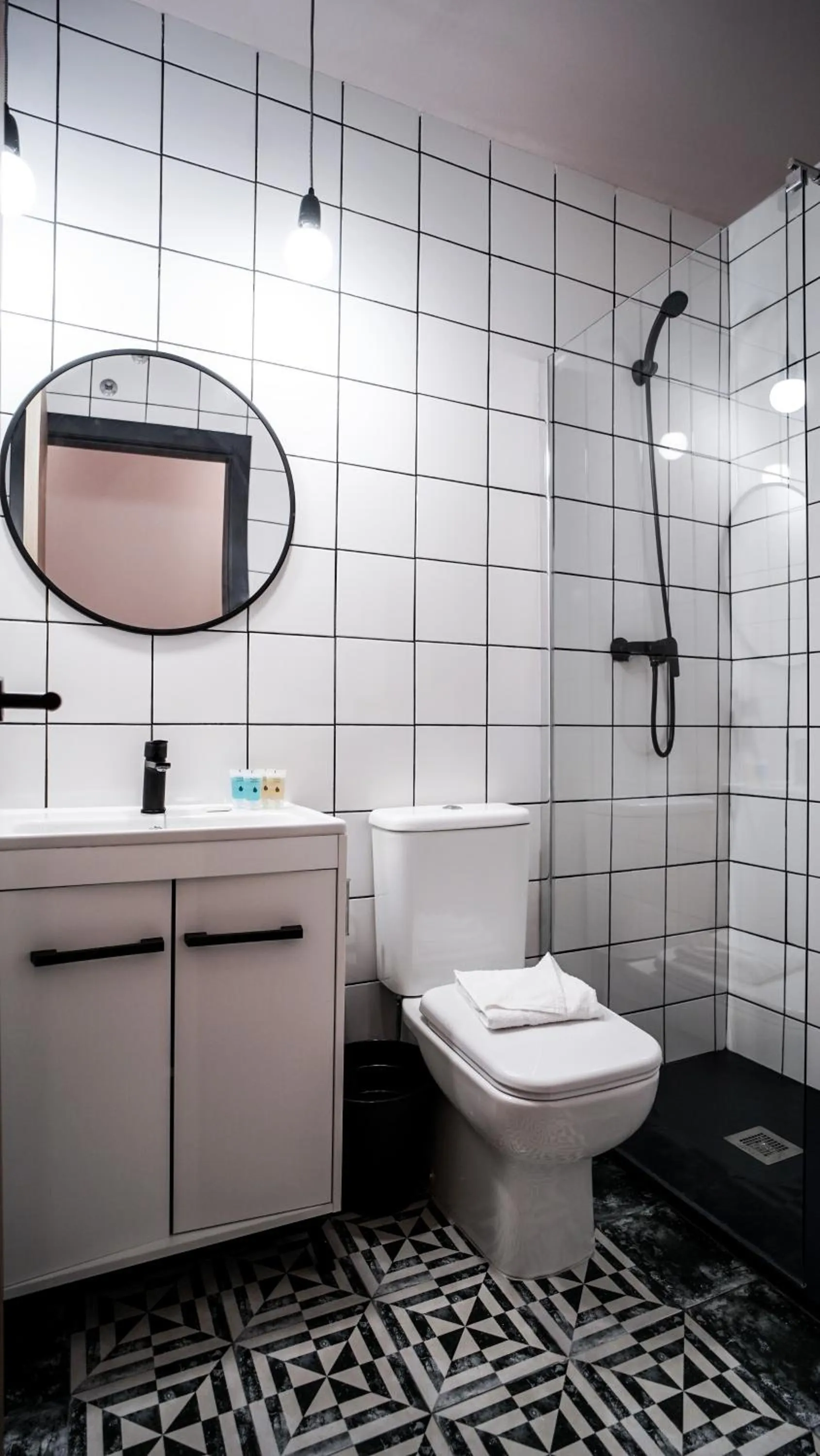 Bathroom in Hografic Hotel