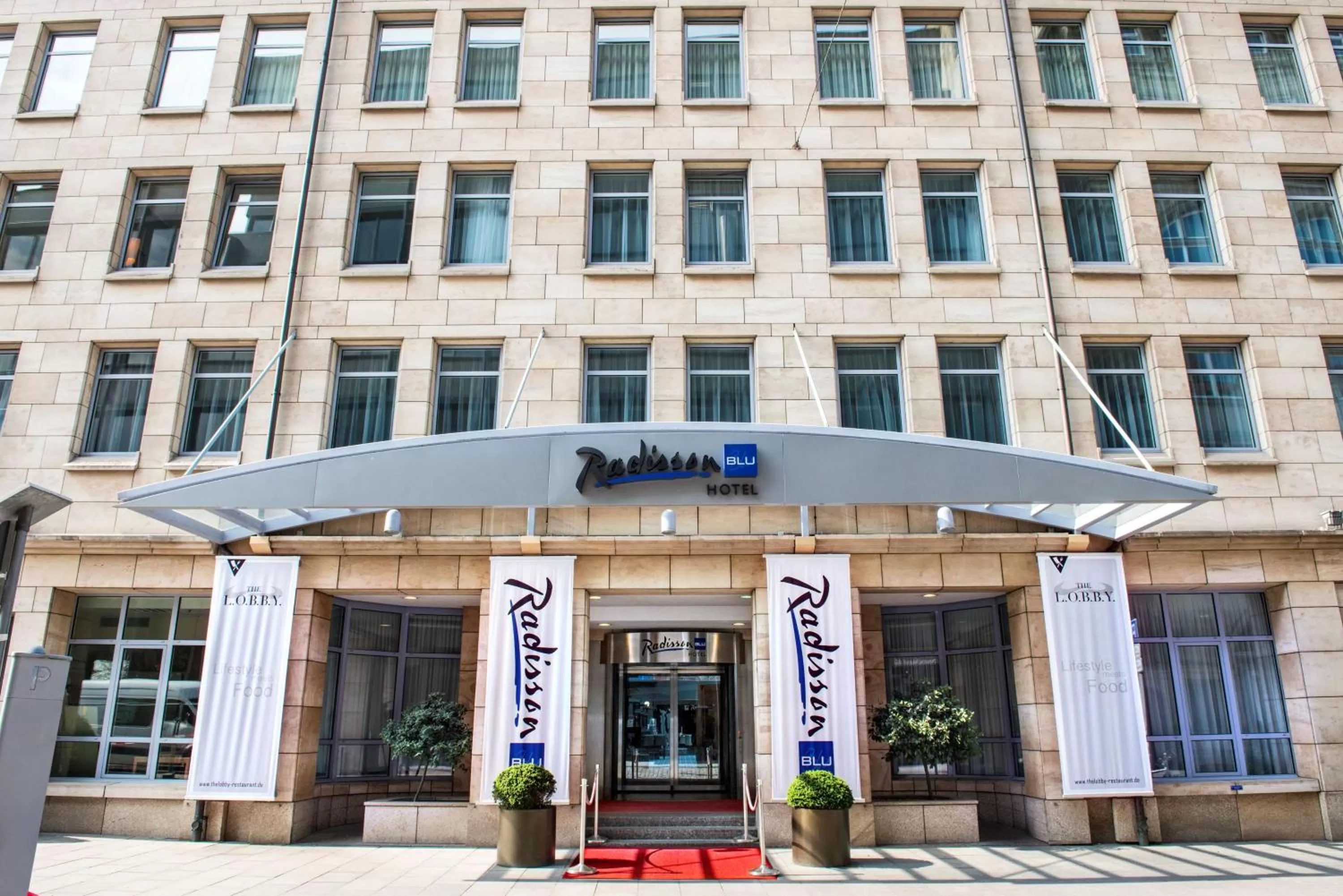 Property building in Radisson Blu Hotel Bremen