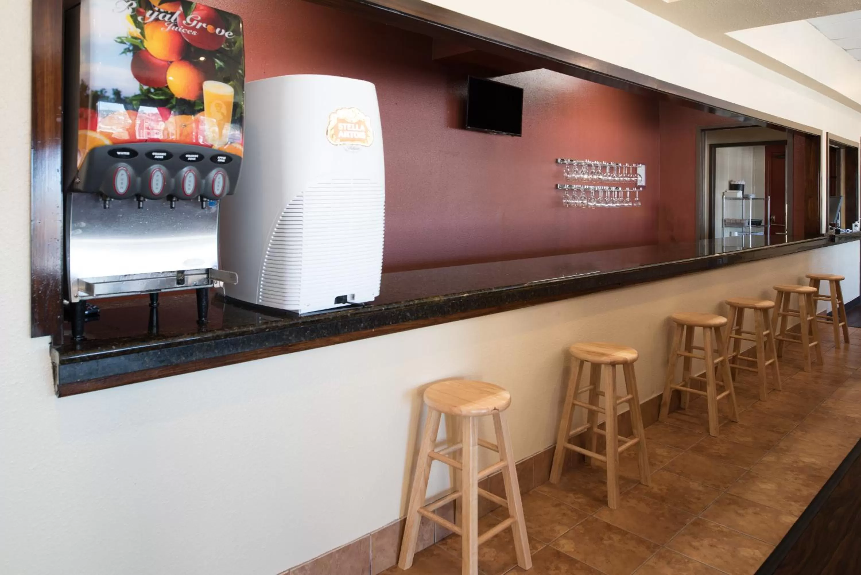 Restaurant/places to eat in Ramada by Wyndham Downtown Spokane