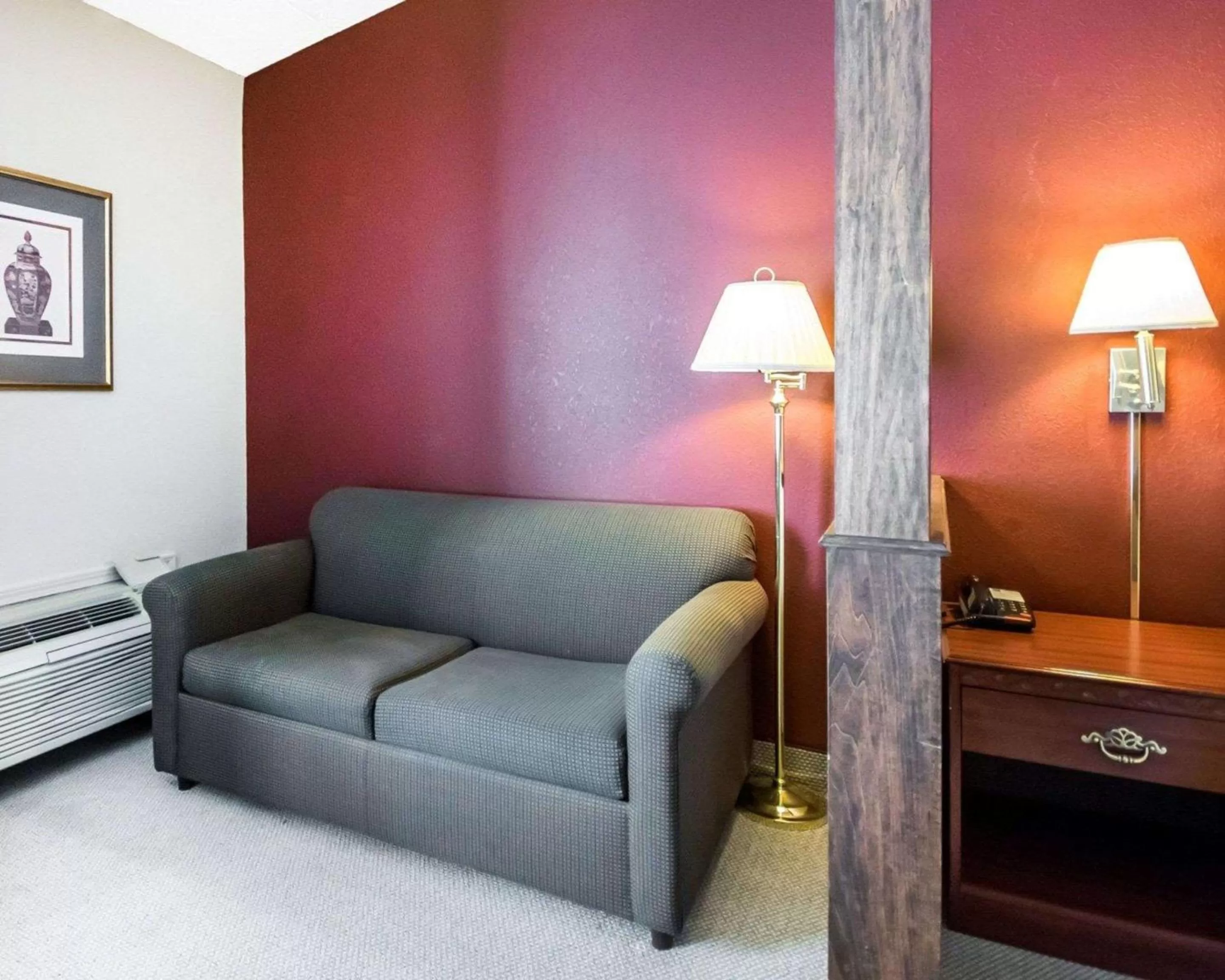 Photo of the whole room in Quality Inn & Suites Elizabethtown