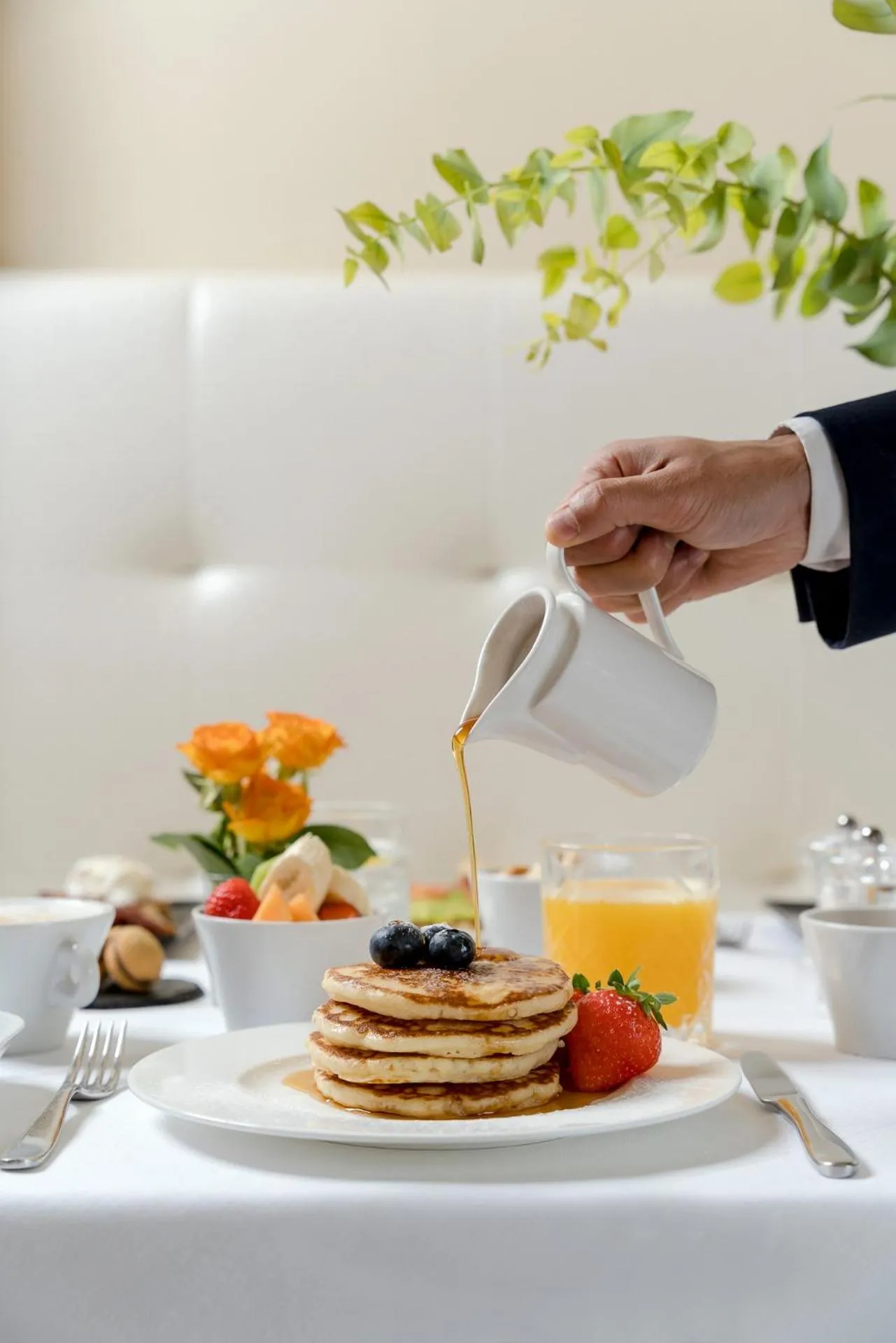 Food and drinks in Albergo Rossini 1936 Small & Charming