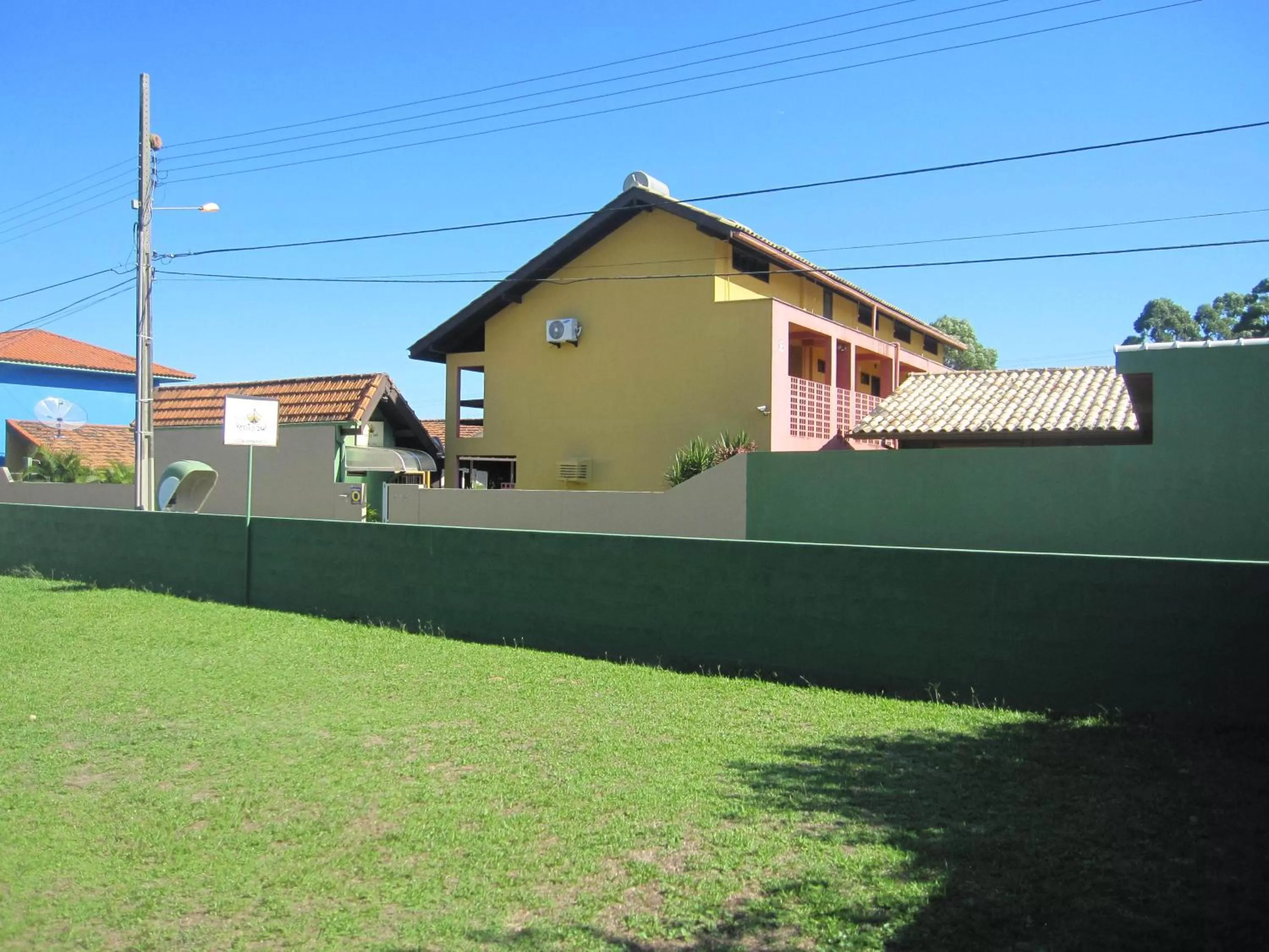 Facade/entrance, Property Building in Pousada Vento Sul