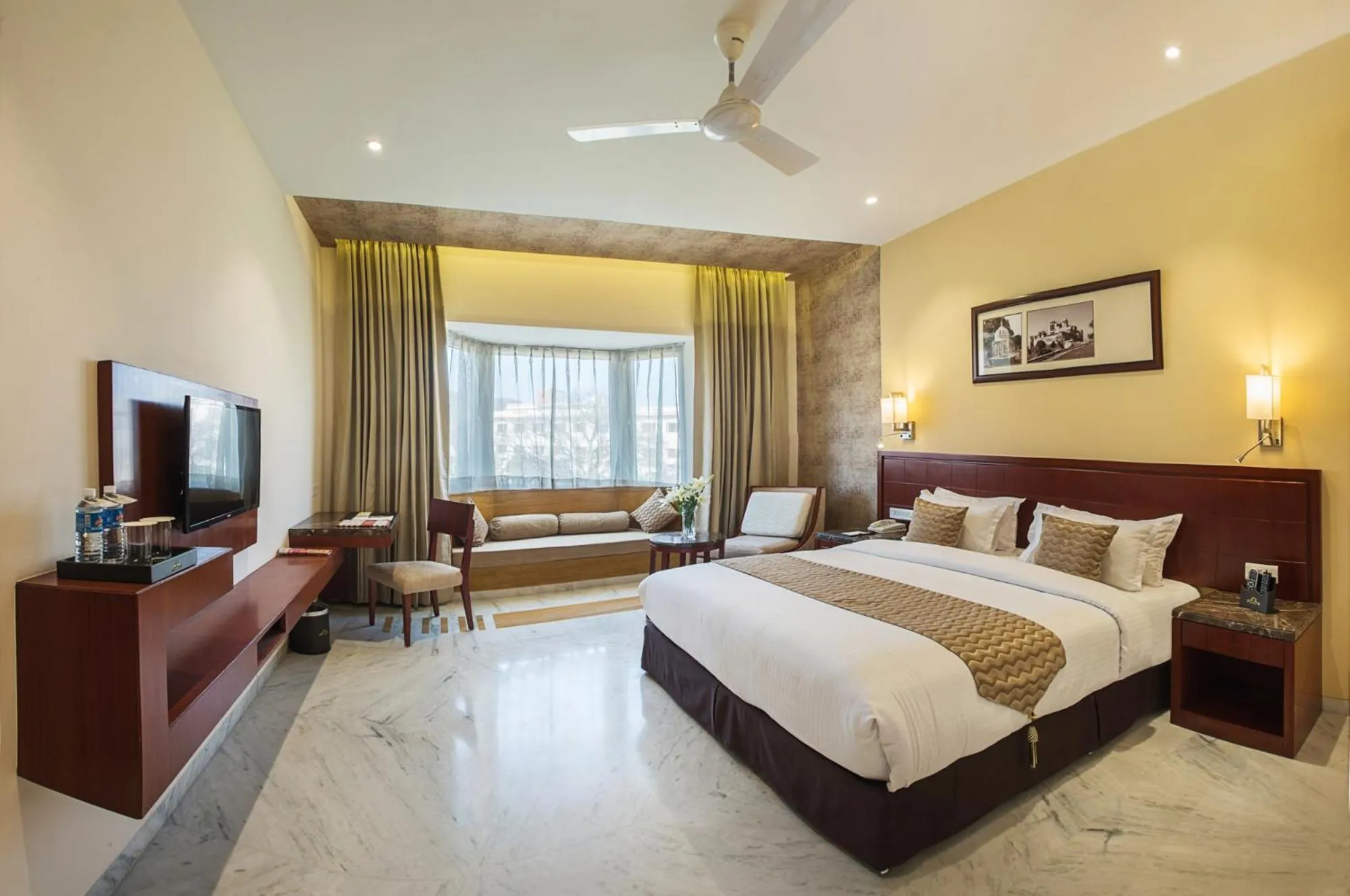 Photo of the whole room, Bed in KK Royal Hotel & Convention Centre