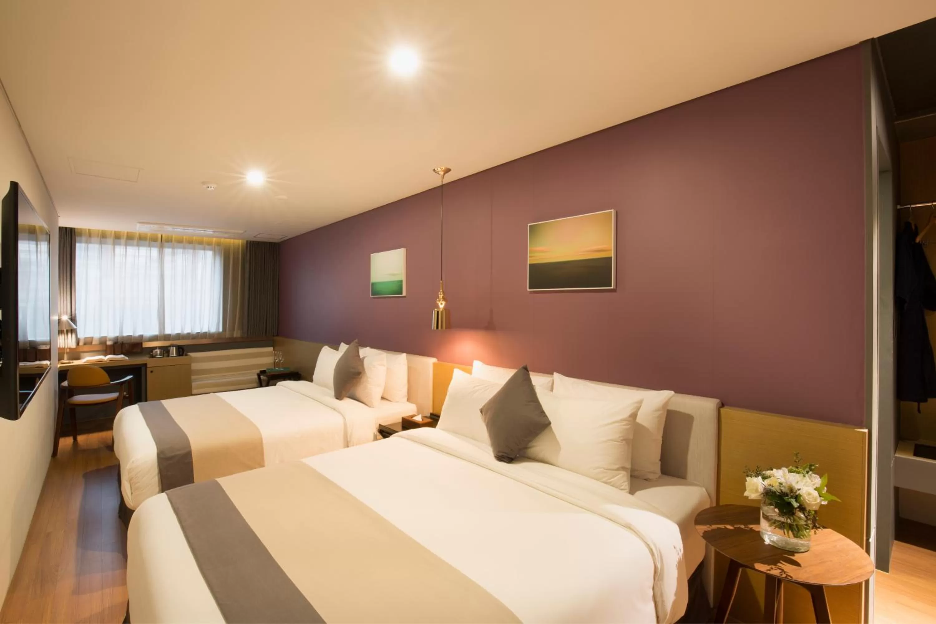 Bed in Bay Hound Hotel