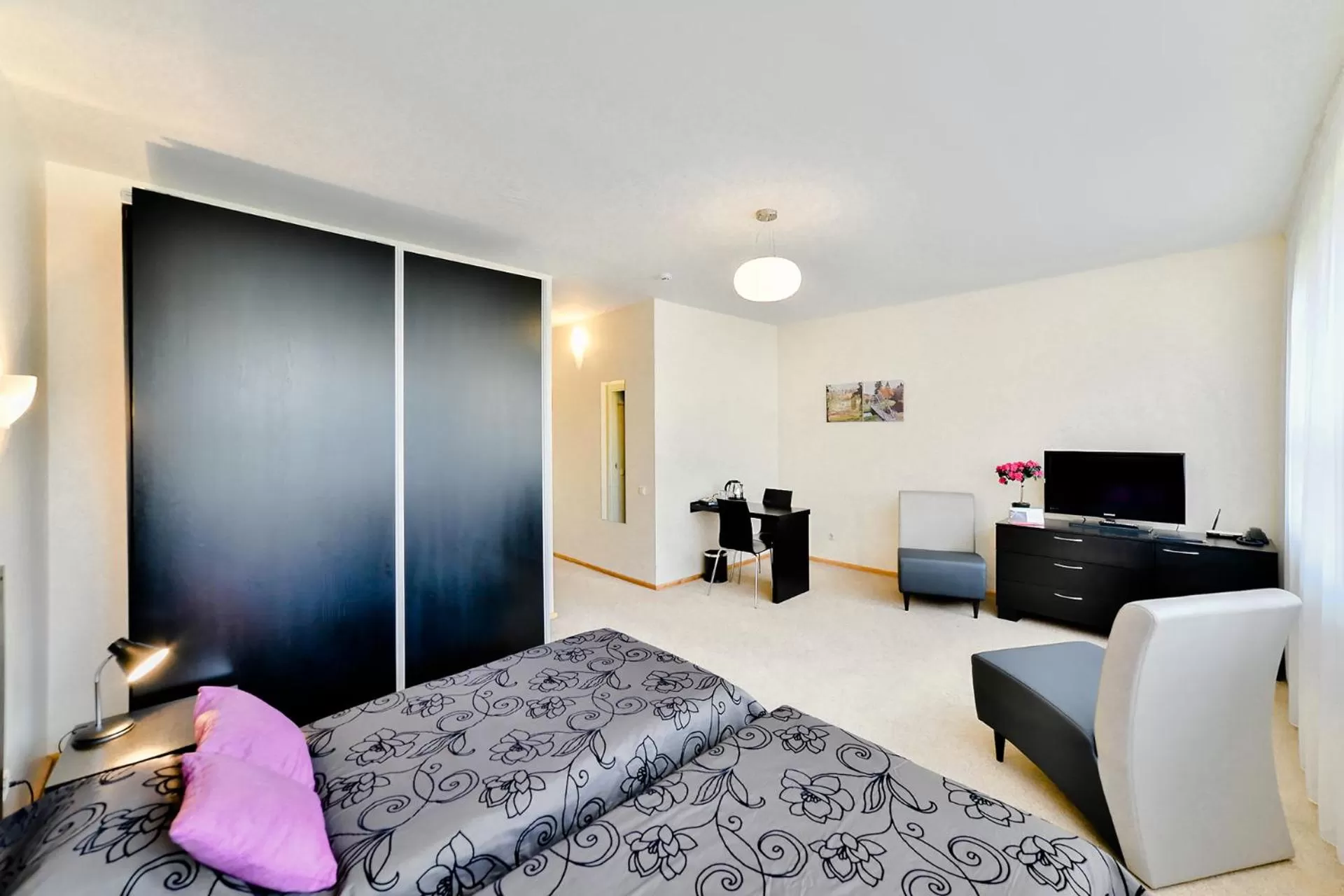 Photo of the whole room, Bed in Superior Hotel Vantis Riverside