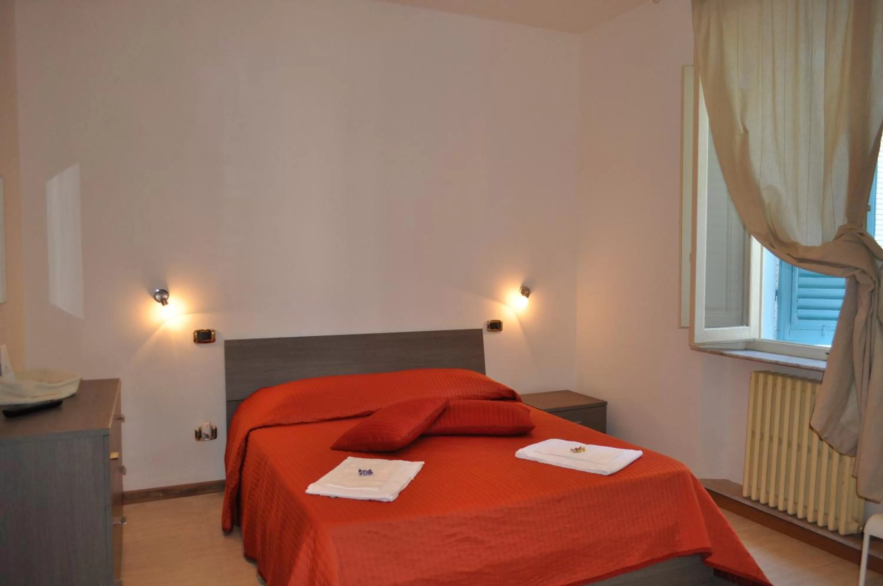 Bedroom, Bed in Guerrini Hotel