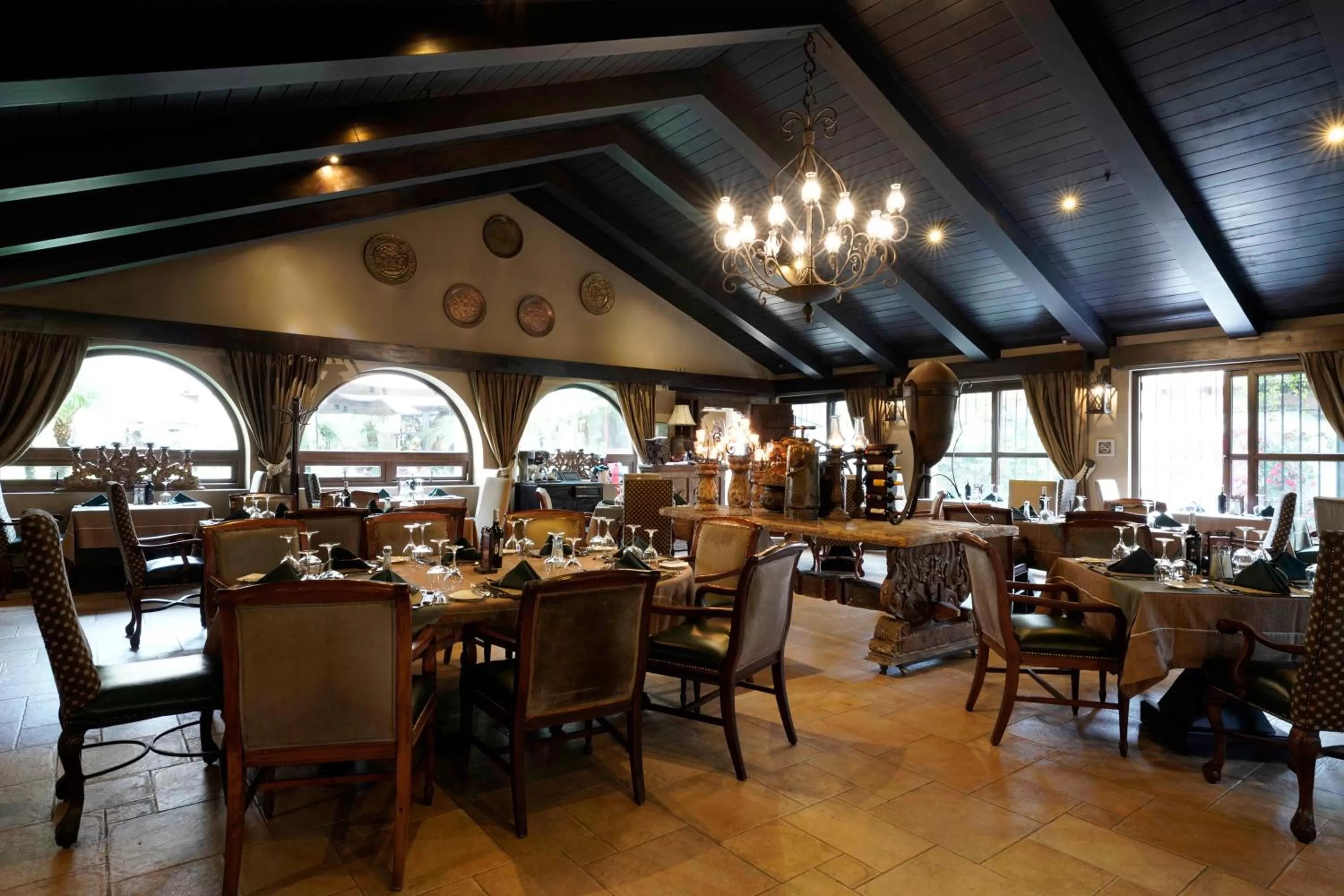 Restaurant/places to eat in Camino Real Antigua