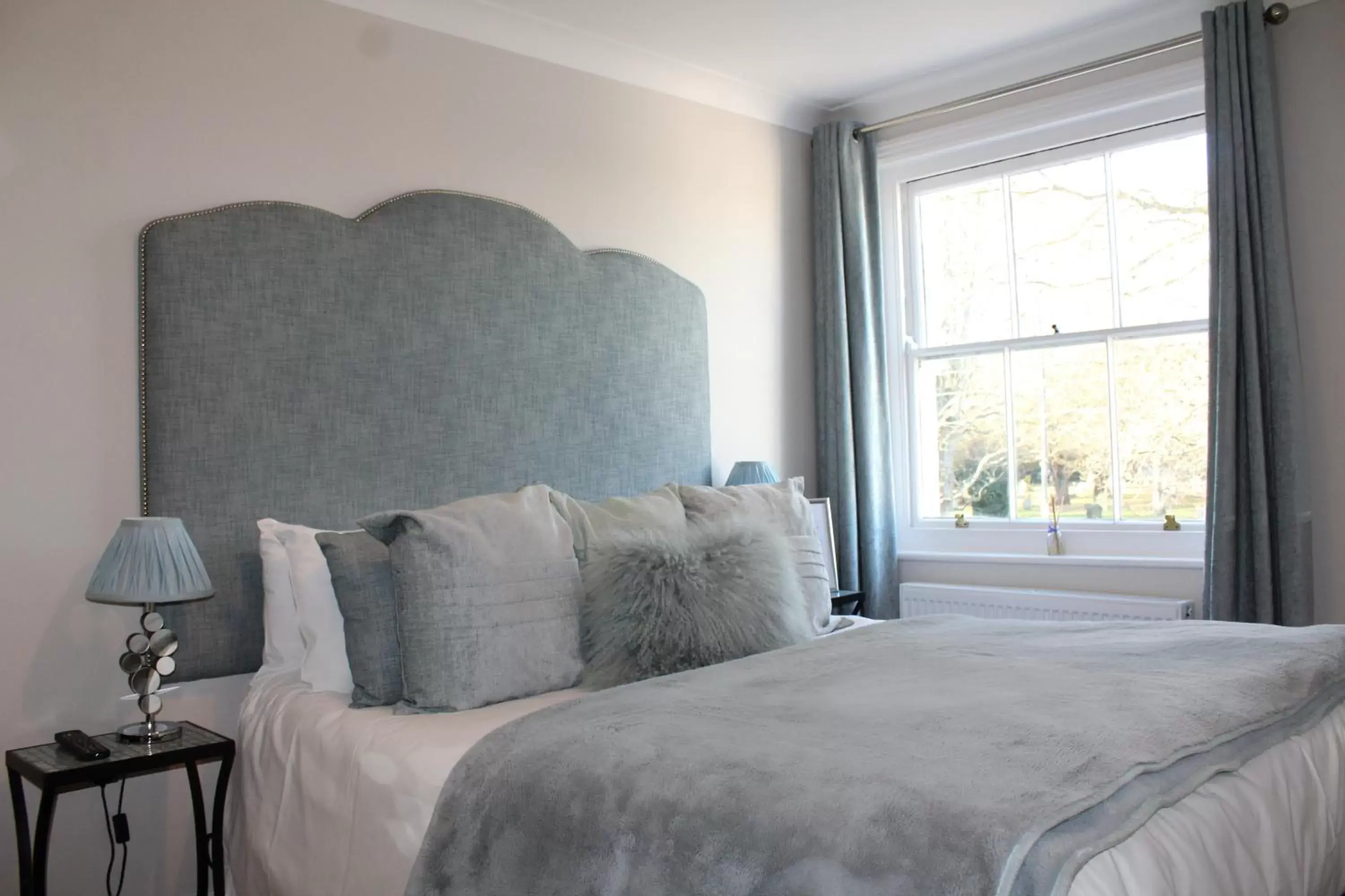 Deluxe King Room in The Ship Inn Deluxe King Room in The Ship Inn