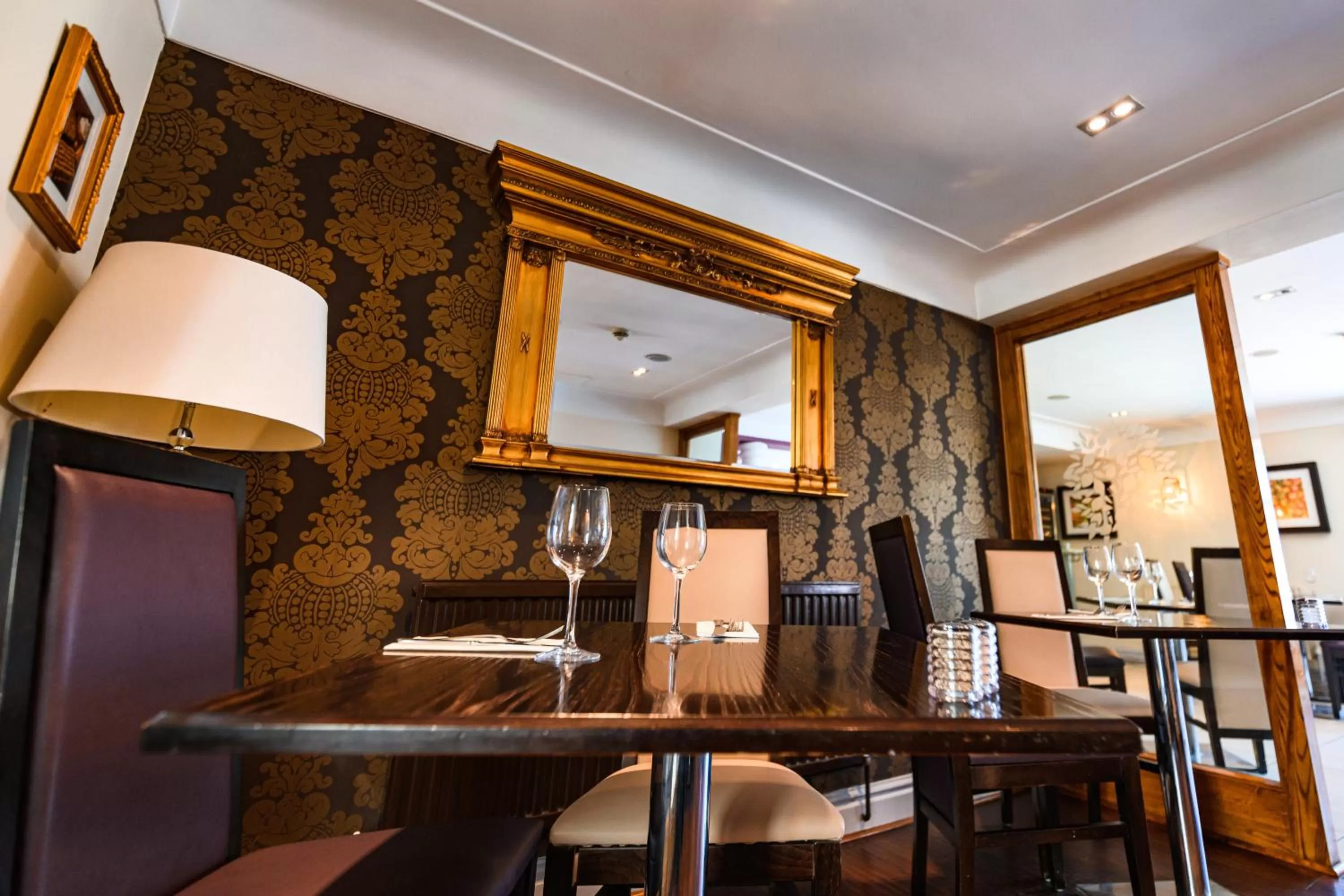 Restaurant/places to eat in The Lemon Tree