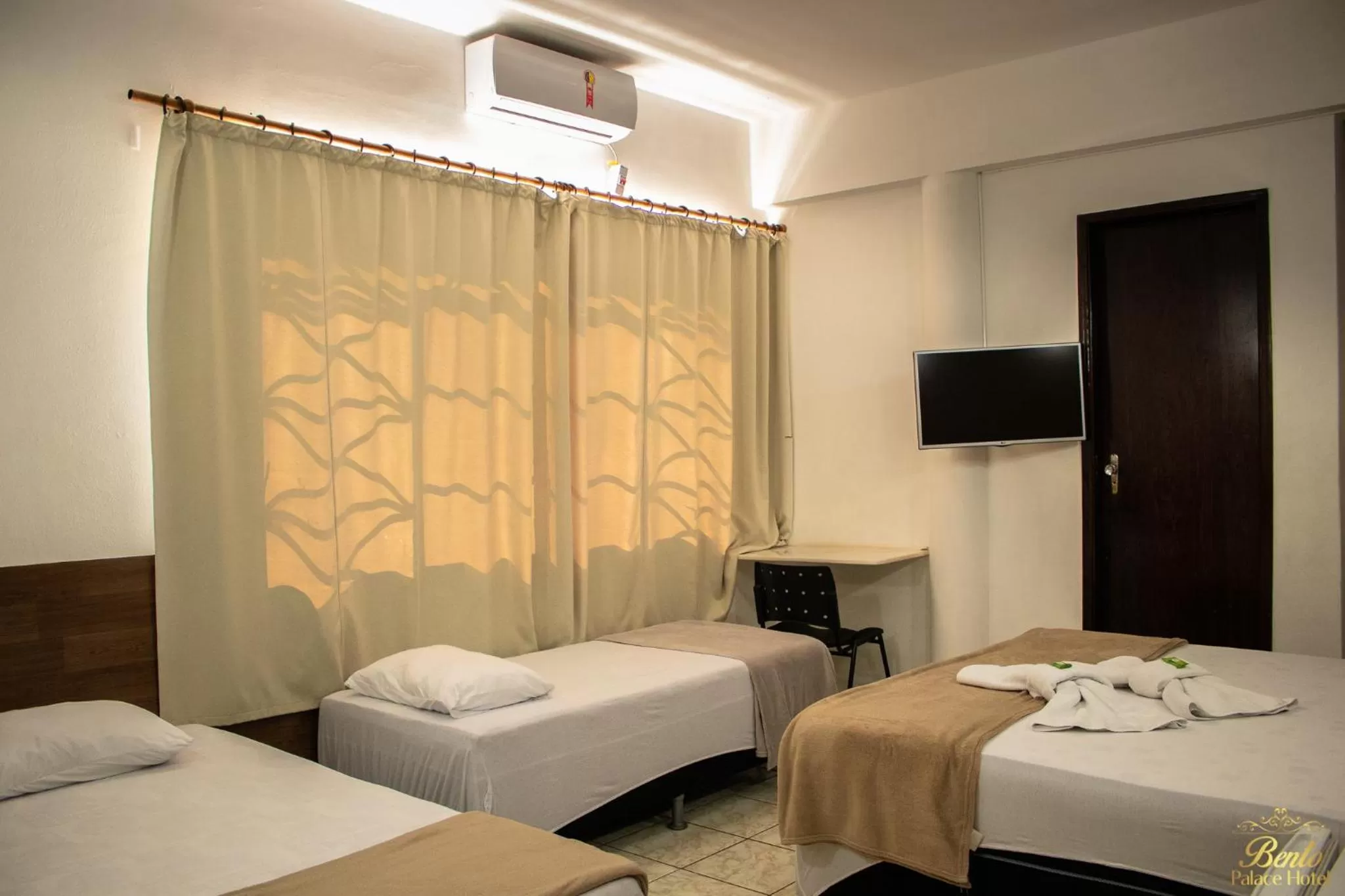 Bed in Bento palace hotel