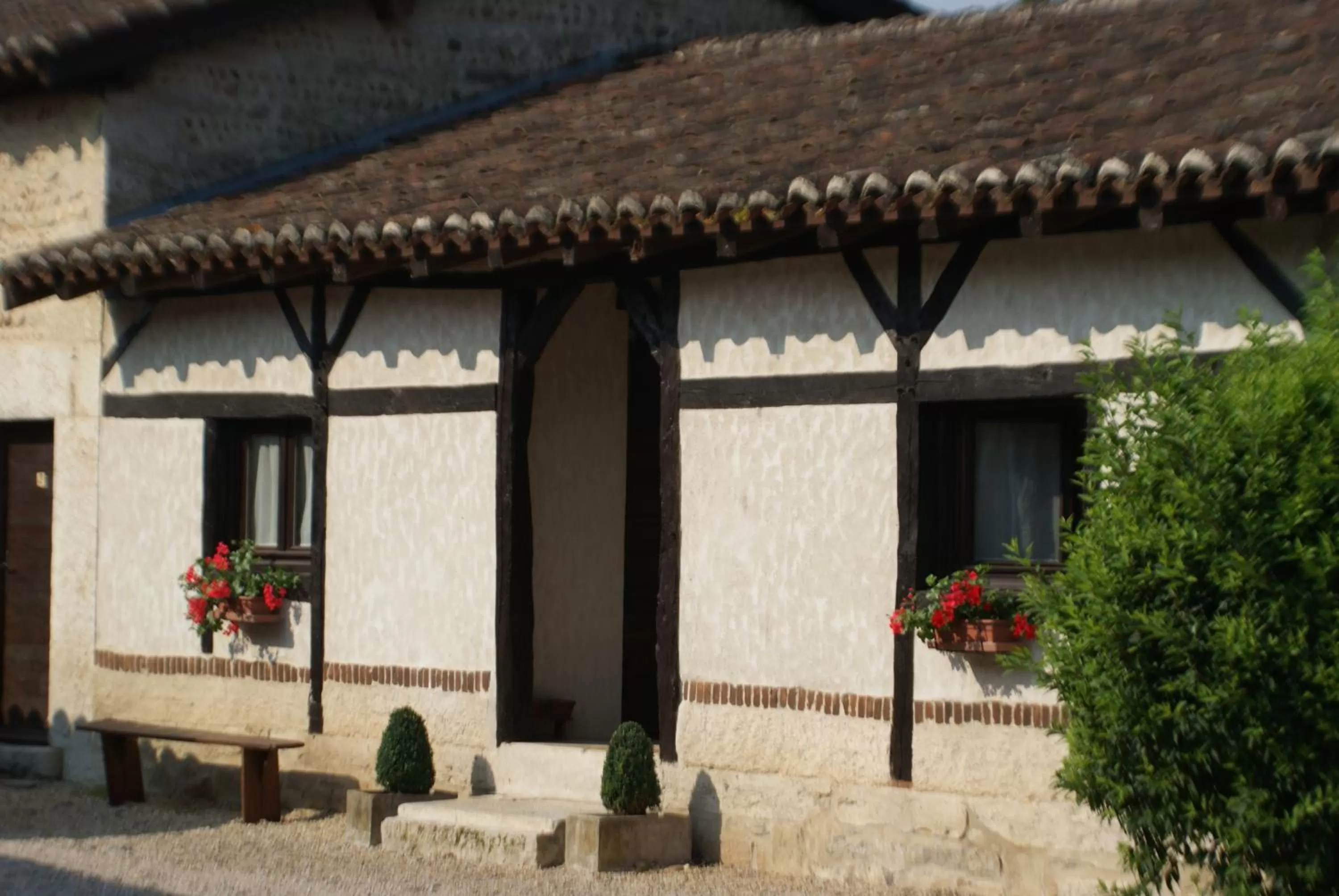 Facade/entrance in Le Moulin de Champagne