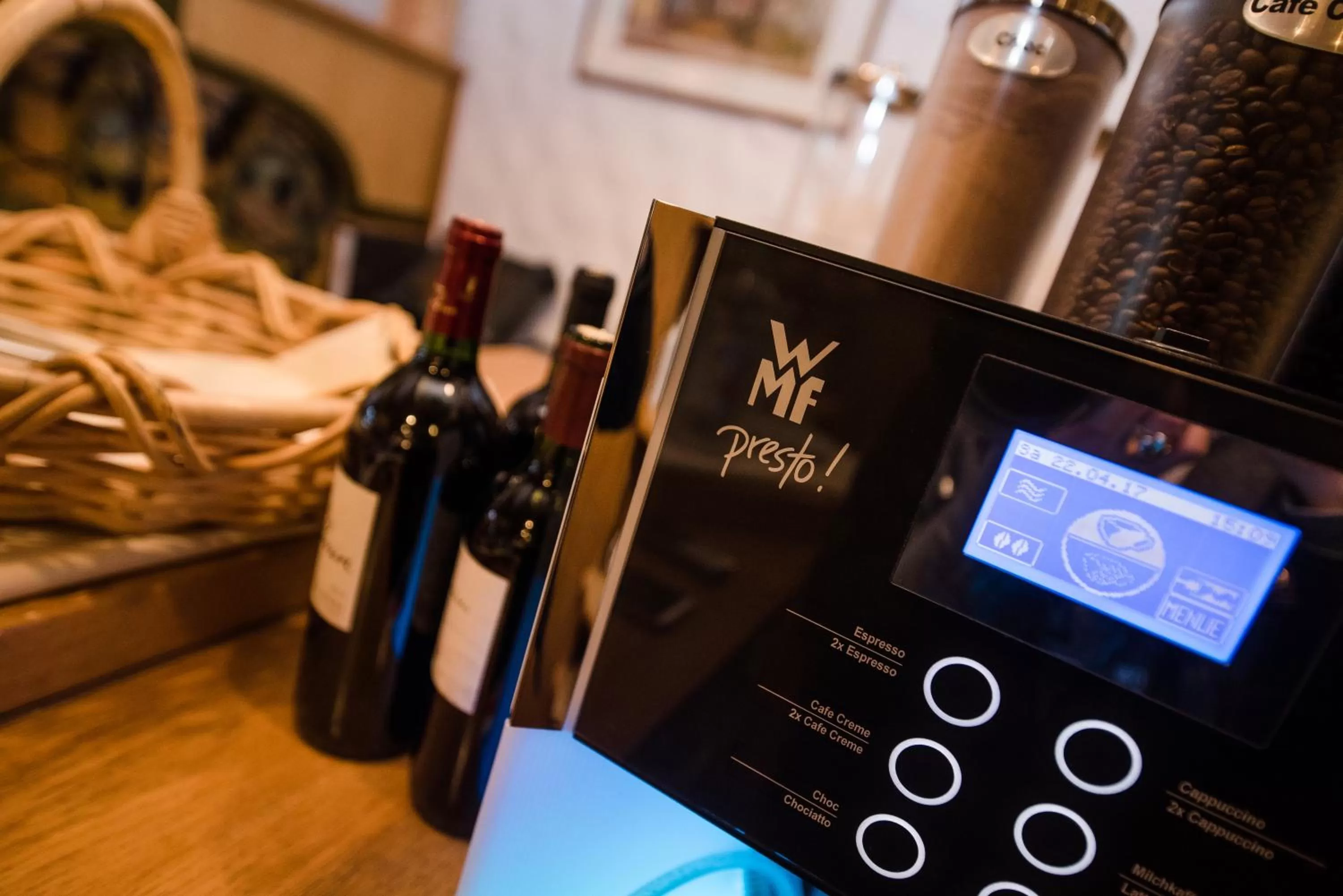 Restaurant/places to eat in Hotel am Schloss