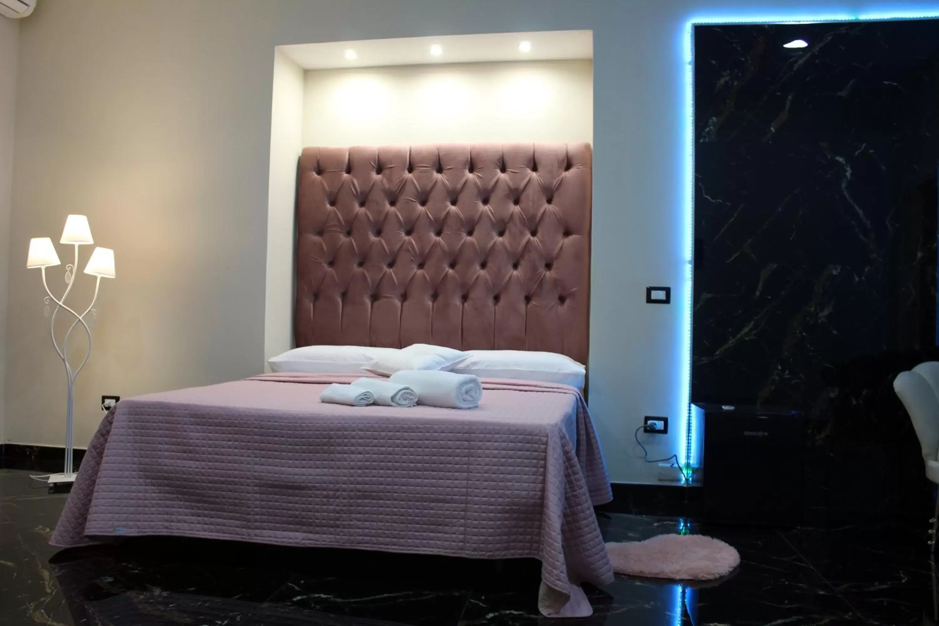 Bed in My Luxury Bed in My Luxury