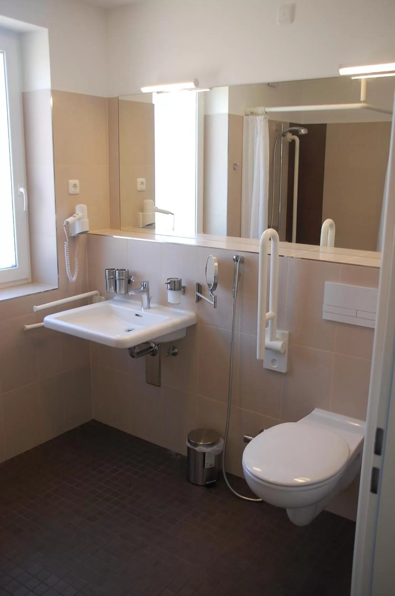 Photo of the whole room in CASILINO Hotel A 20 Wismar