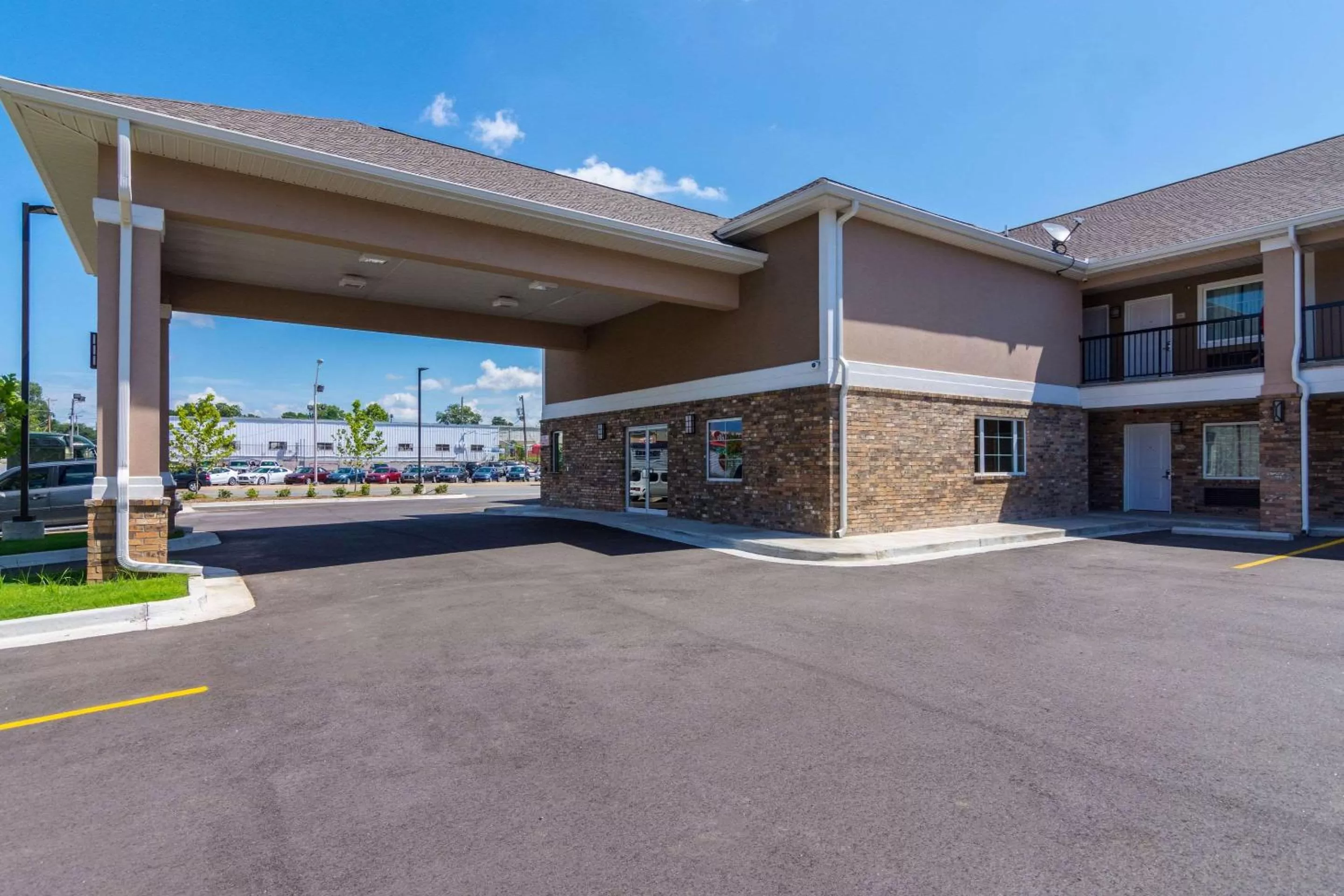 Property building in Econo Lodge Inn & Suites North Little Rock near Riverfront
