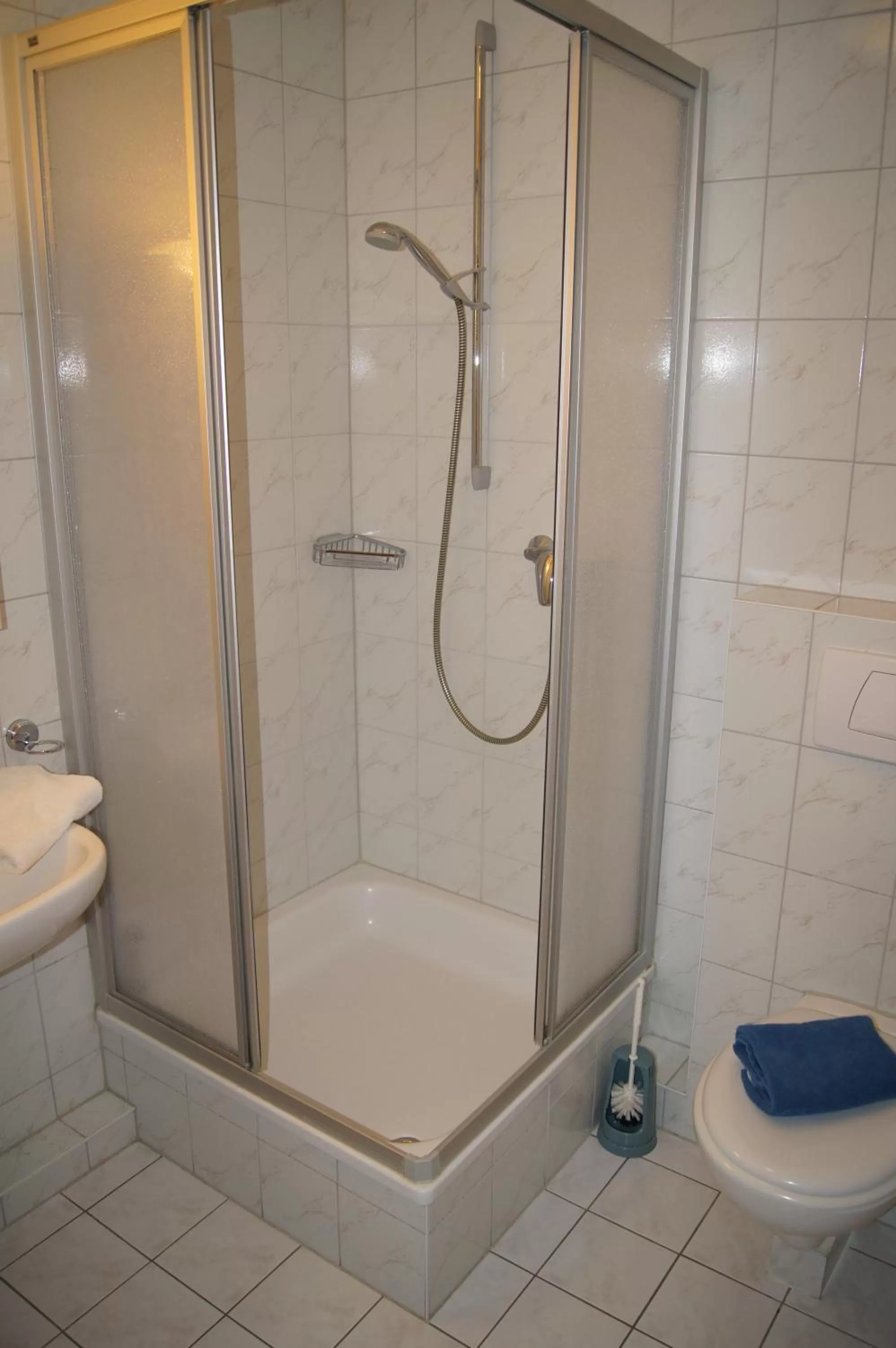 Bathroom in Hotel Dorfkrug Büsum