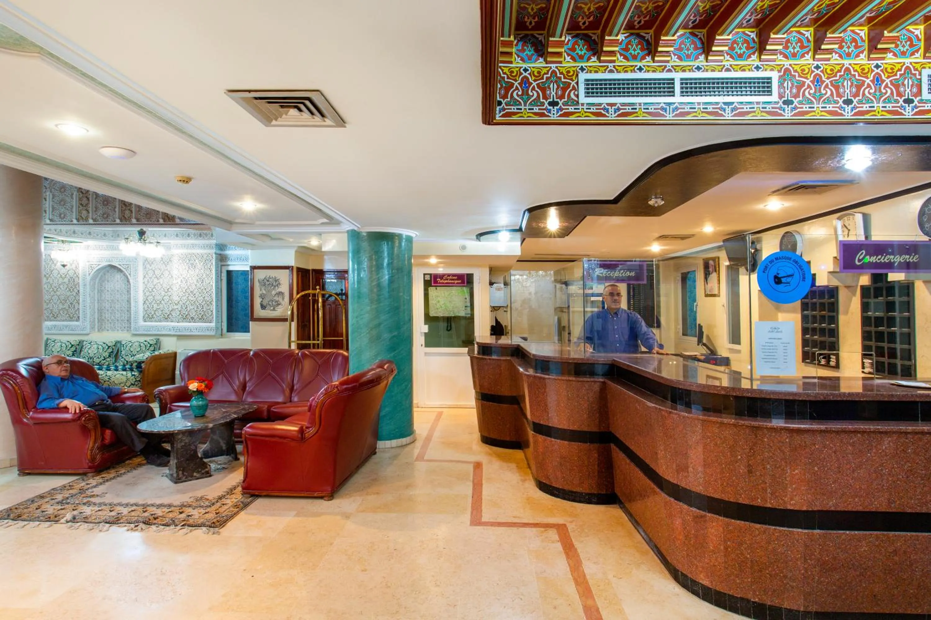 Lobby or reception in Hotel Akabar