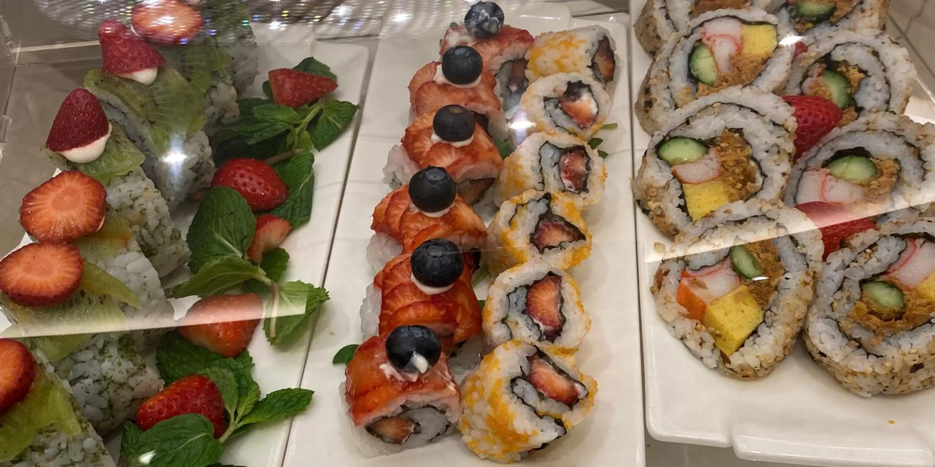 Restaurant/places to eat in Monarch Plaza Hotel