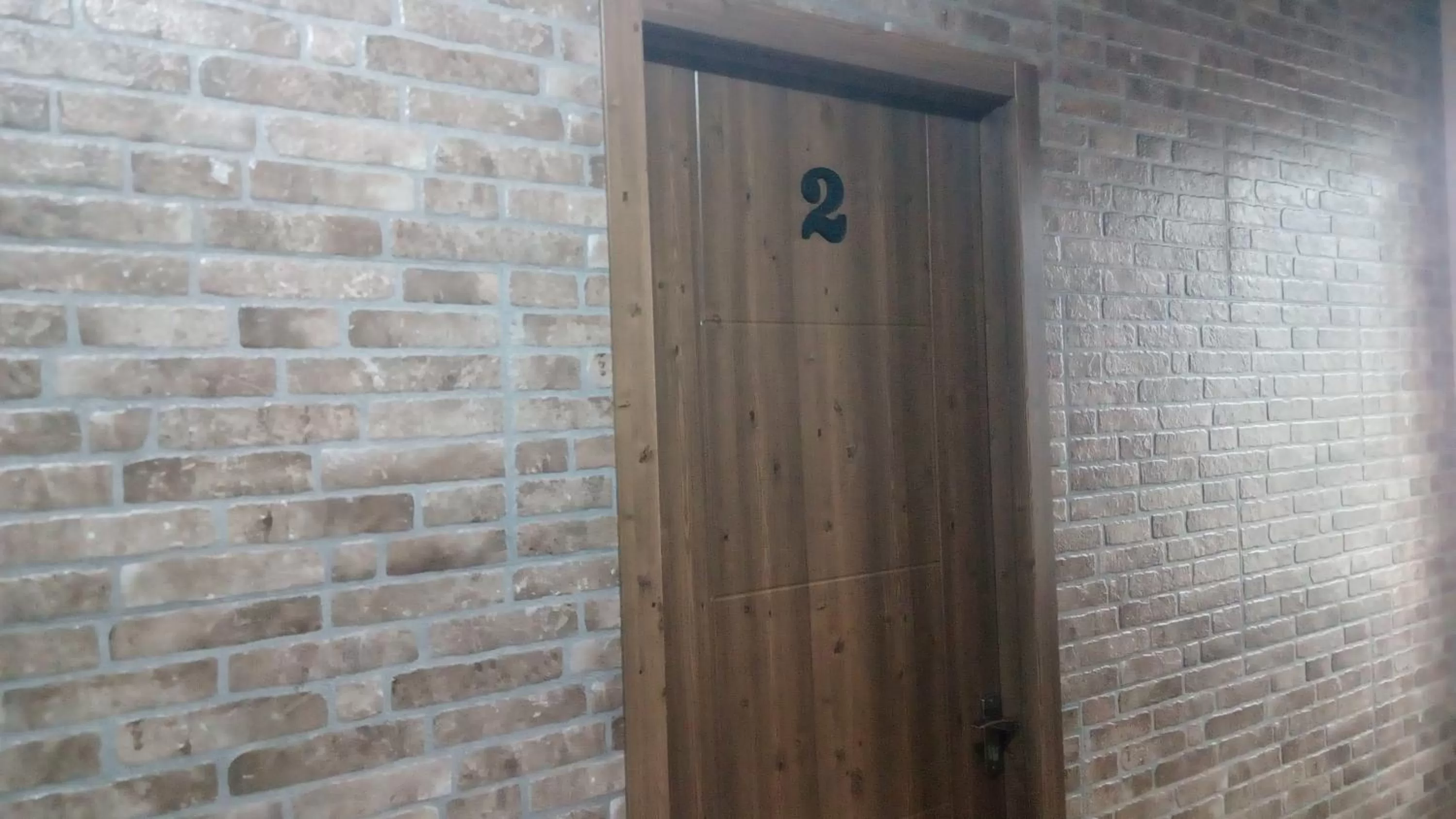 Decorative detail, Bathroom in Hotel Isani