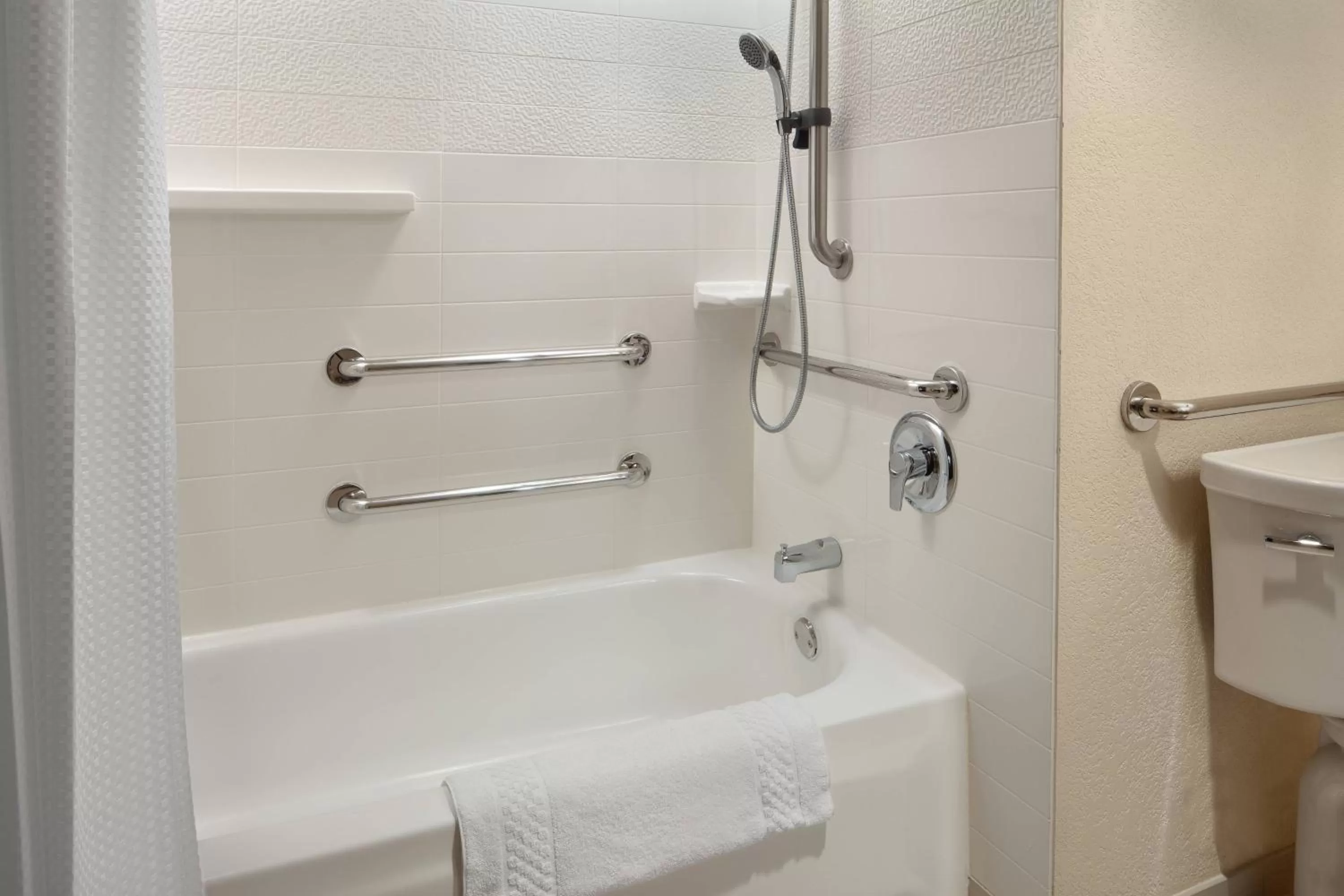 Bathroom in Fairfield by Marriott Anaheim Resort