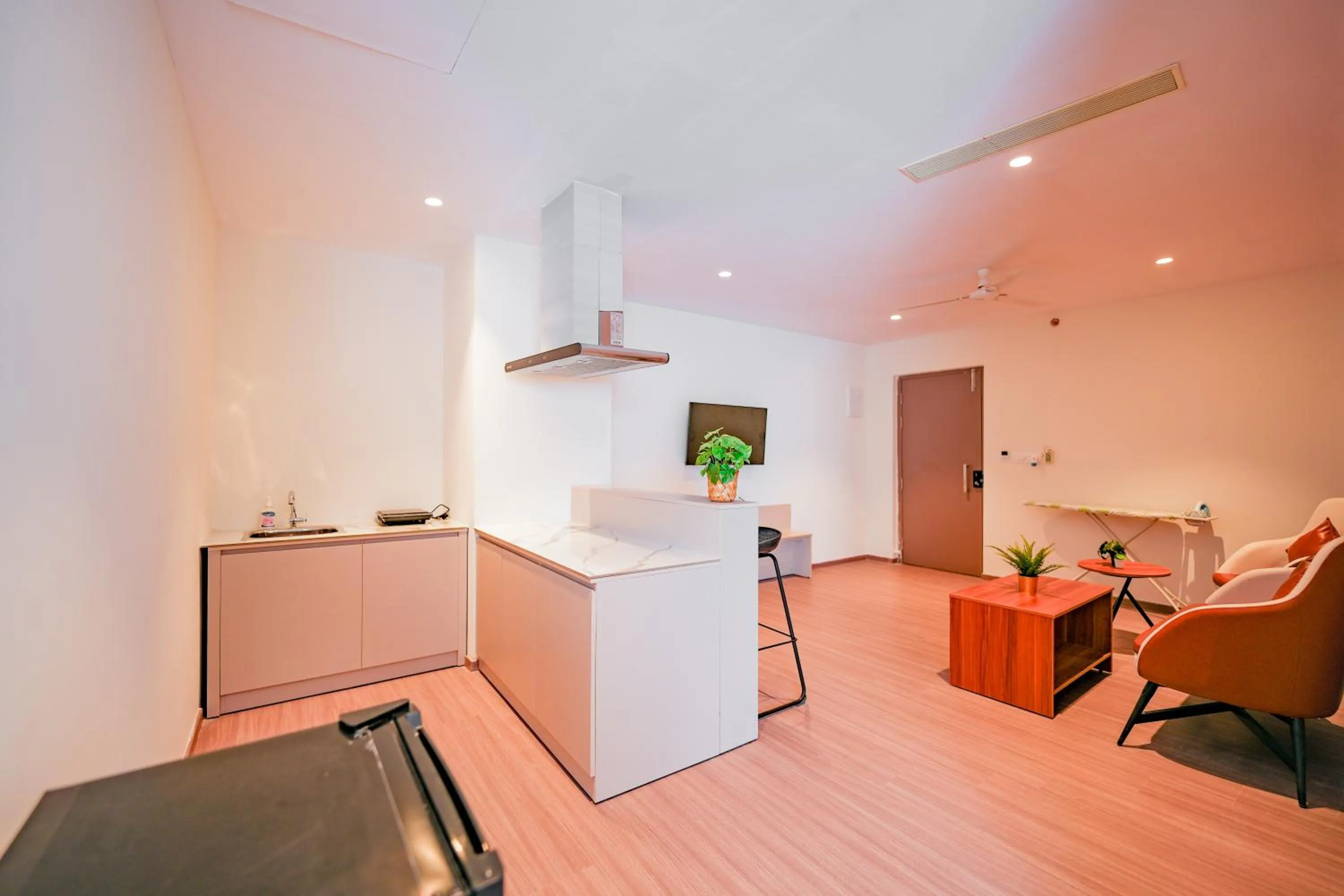 Living room in Casa Hotel & Suites, Gachibowli, Hyderabad