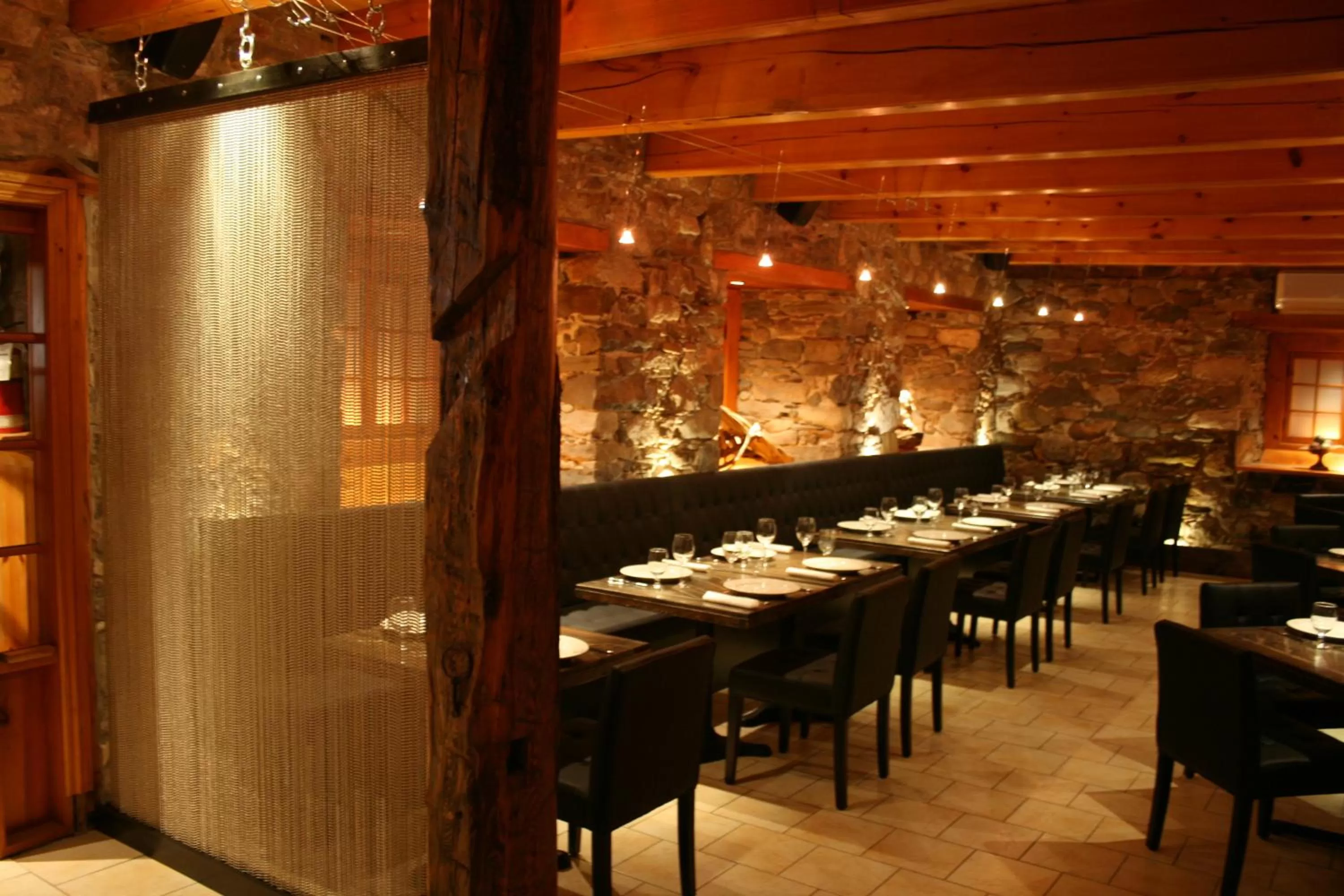 Restaurant/places to eat in Manoir Ramezay