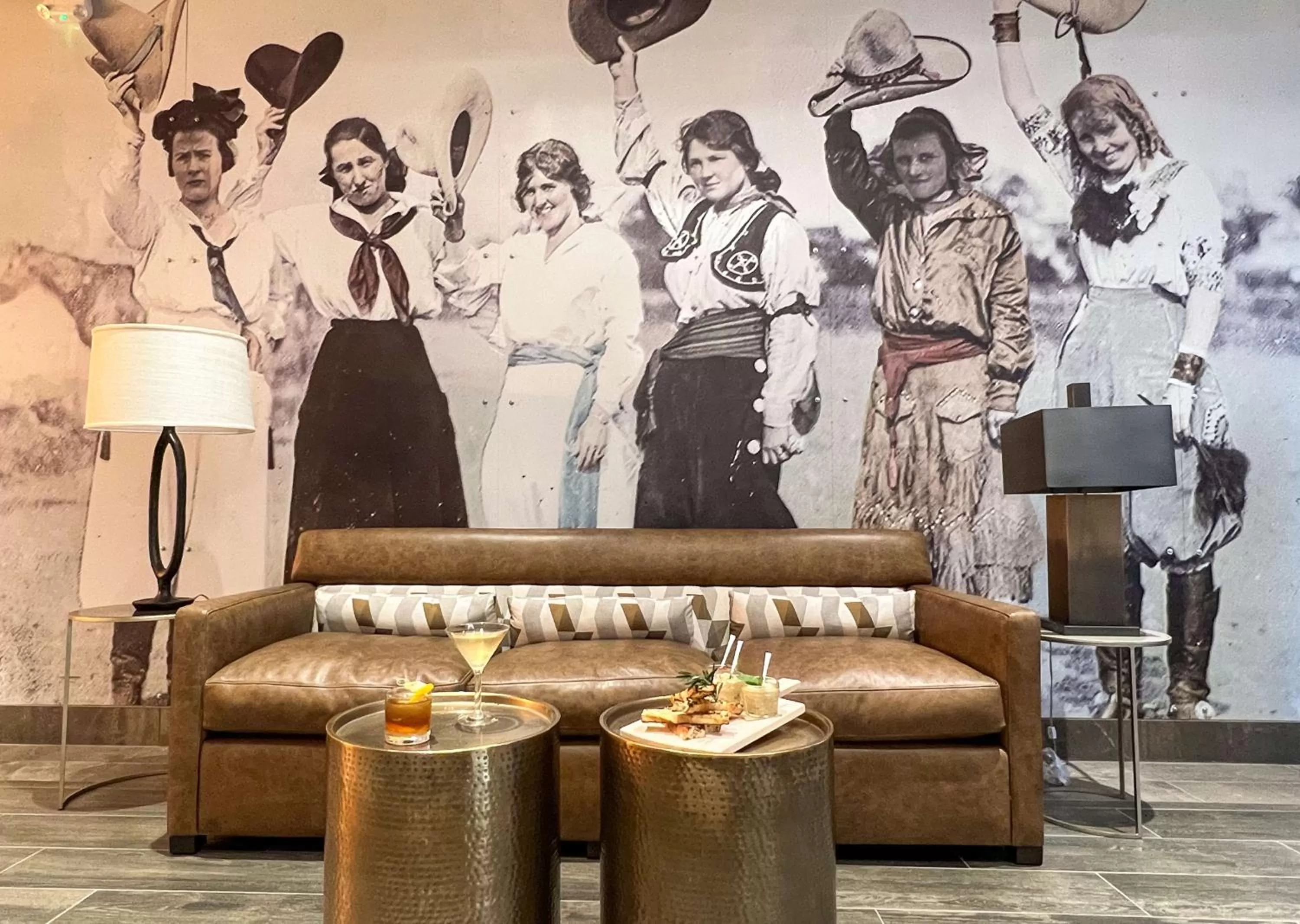 Restaurant/places to eat in Embassy Suites by Hilton Fort Worth Downtown