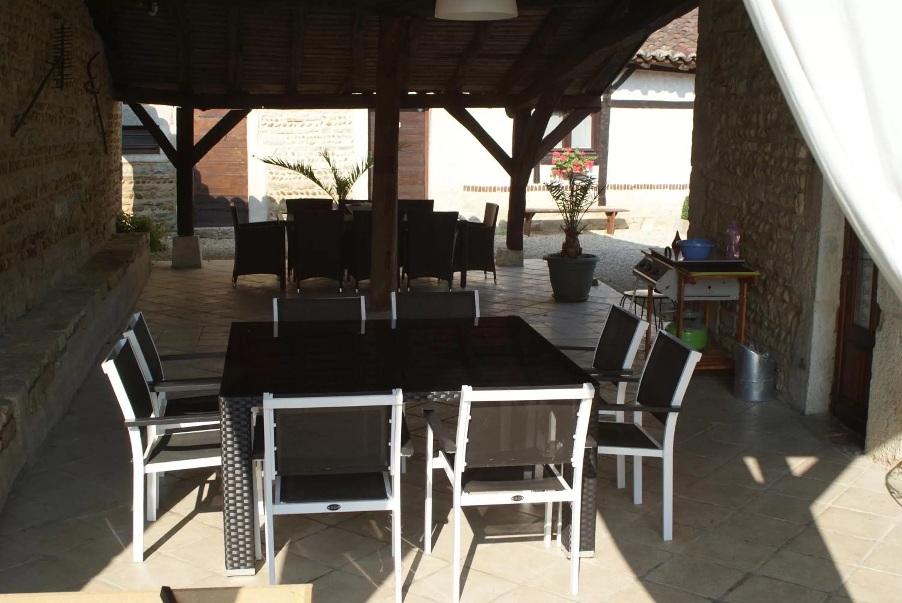 Restaurant/places to eat in Le Moulin de Champagne