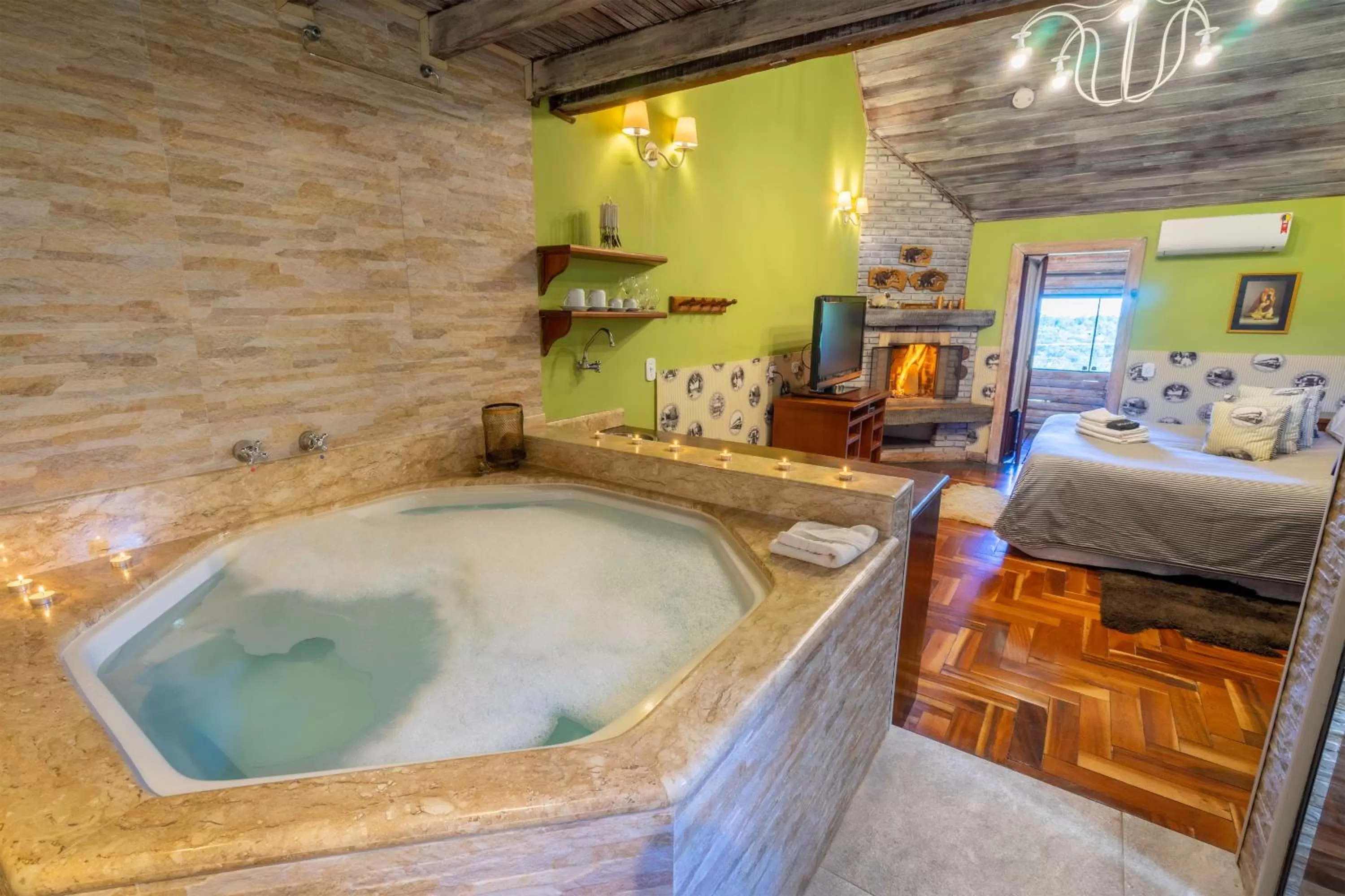 Bath, Bed in Pousada Alto Da Boa Vista