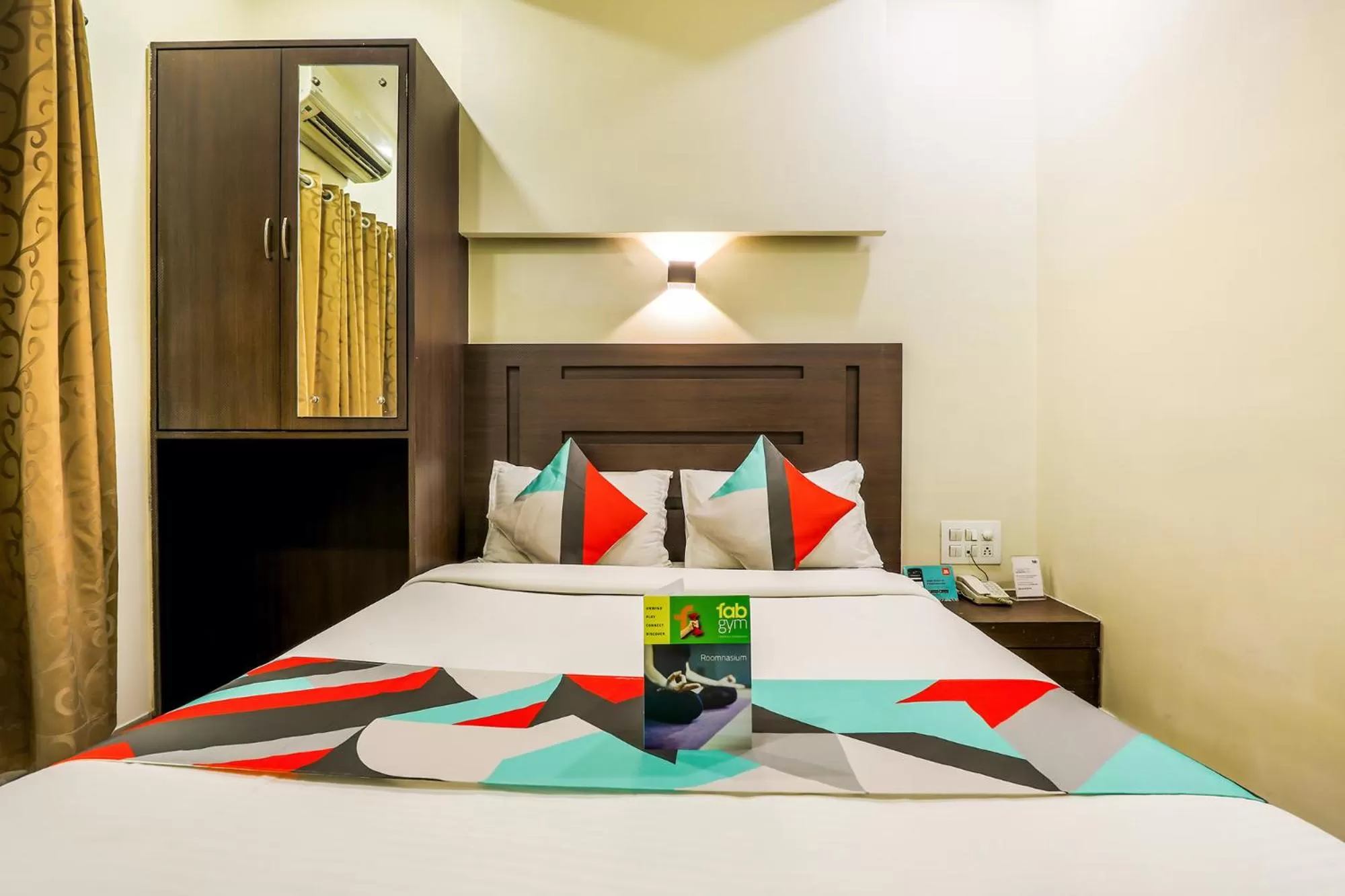 Bedroom, Bed in FabExpress Adore Inn - Nr Mumbai International Airport