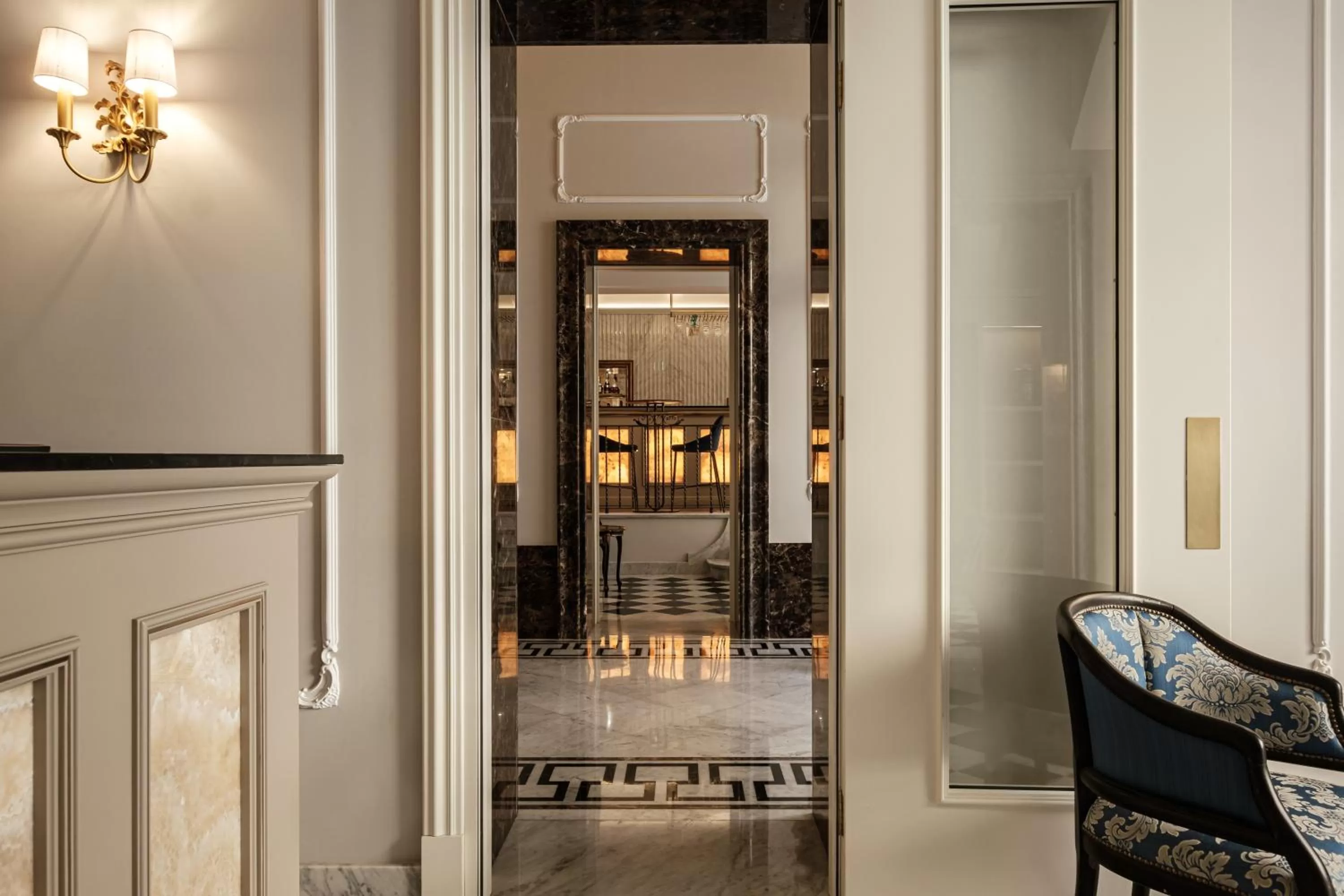 Property building in The Gomerino Hotel