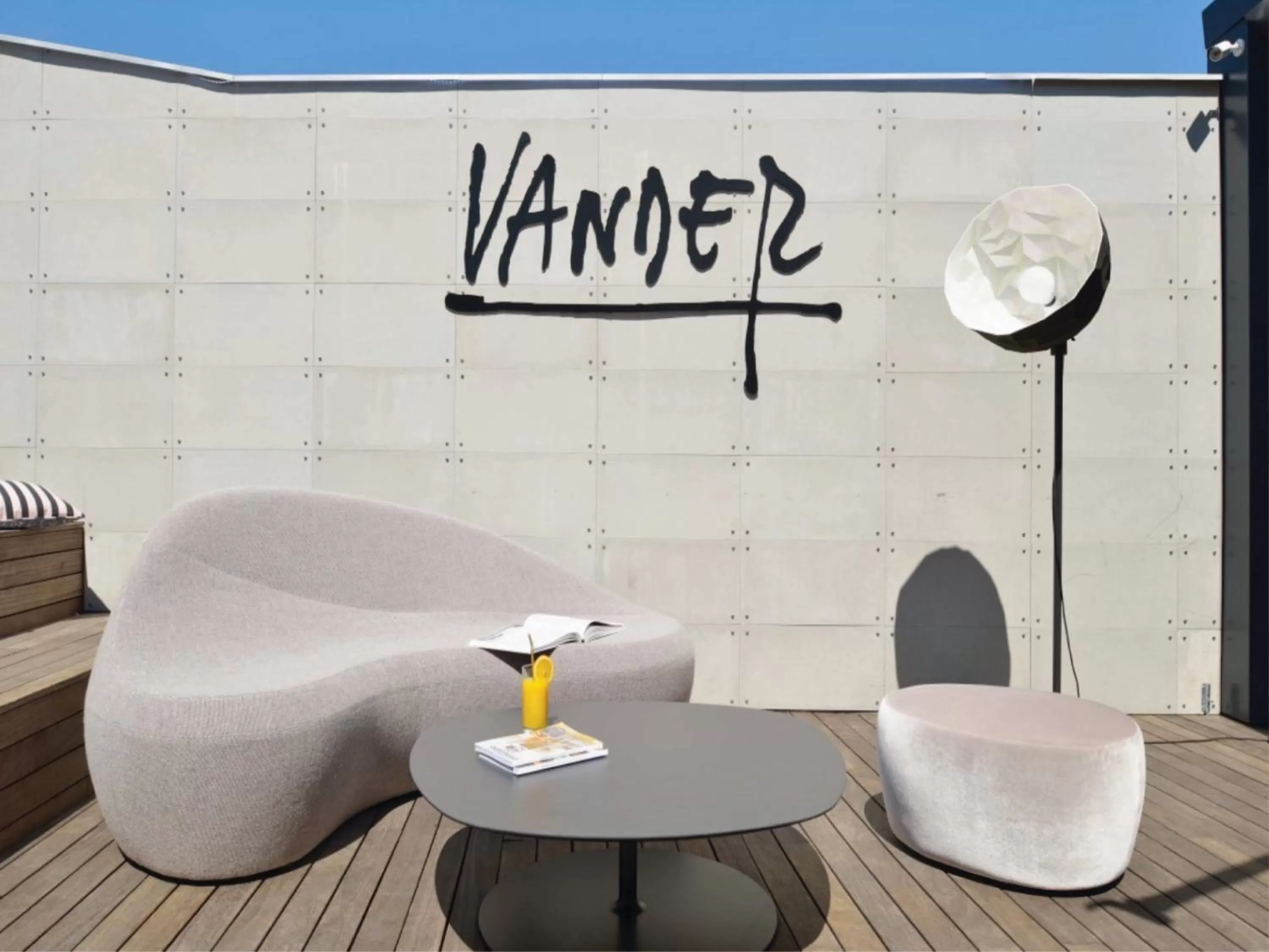 Day in Vander Urbani Resort - a Member of Design Hotels