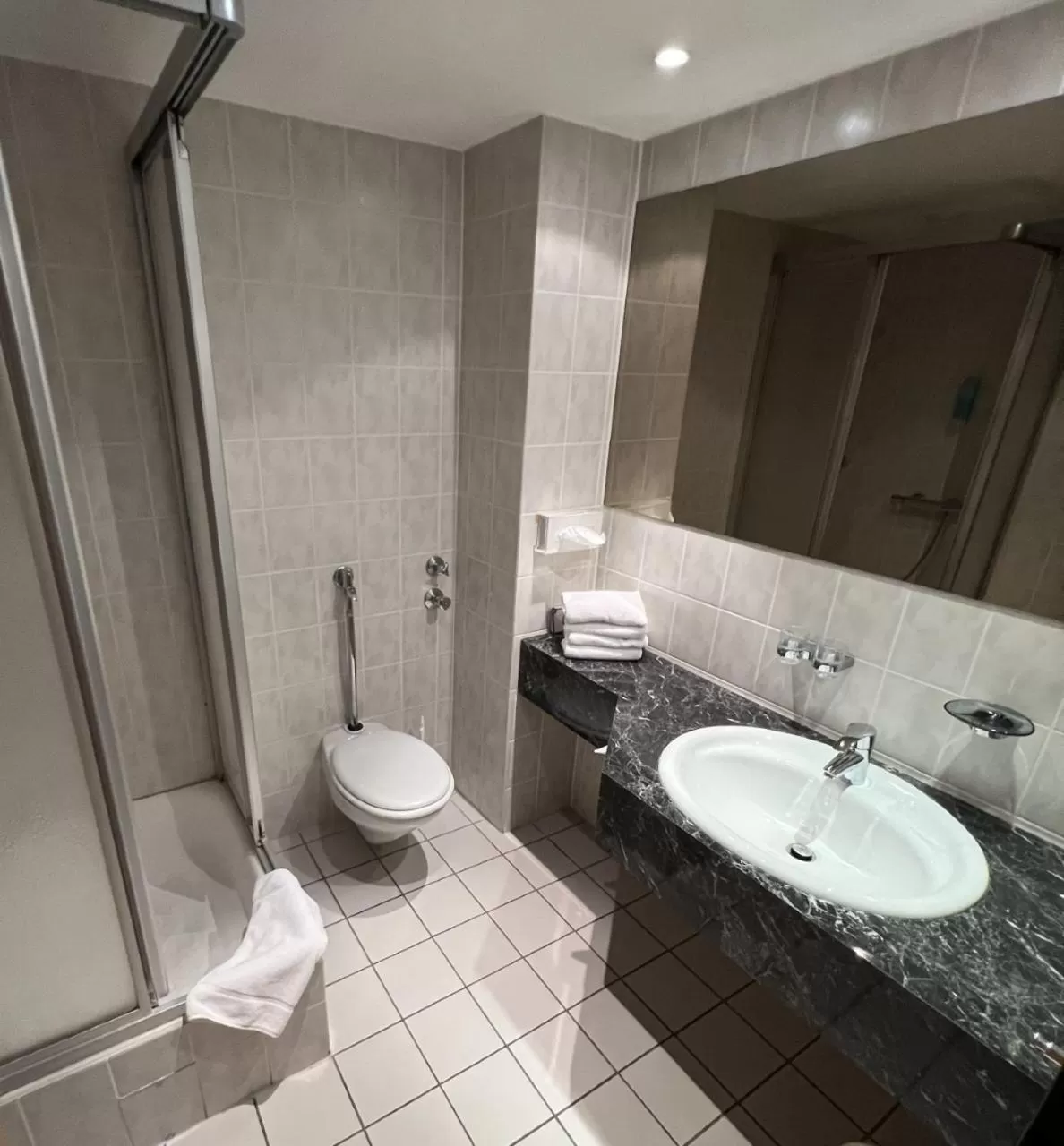 Bathroom in Hotel Exquisit