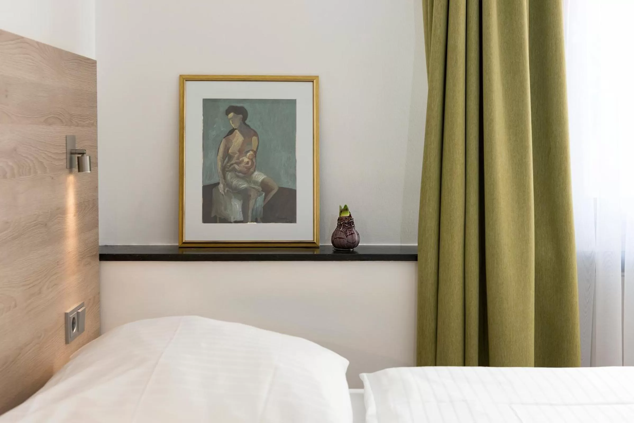 Bedroom, Bed in Hotel Amba