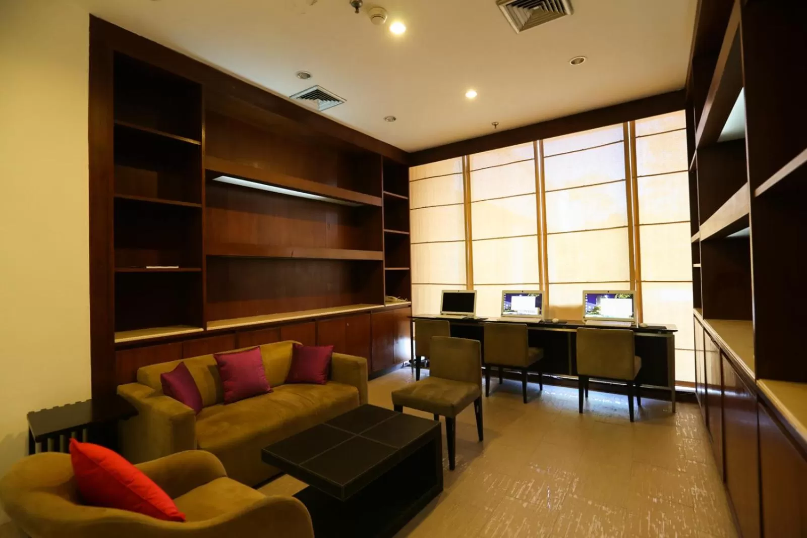 Business facilities in The Imperial Hotel & Convention Centre Korat