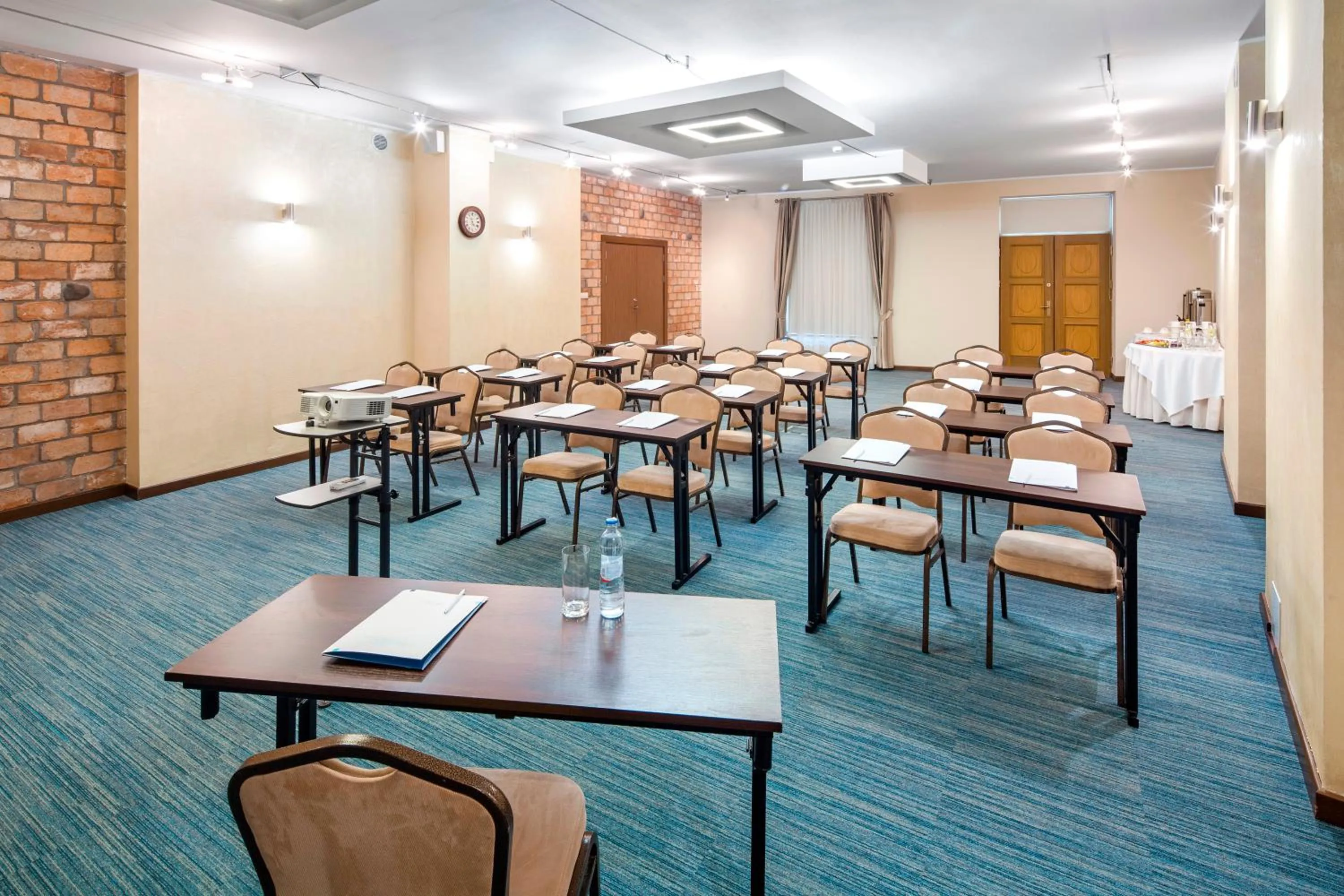 Business facilities in Hotel Bonum Old Town