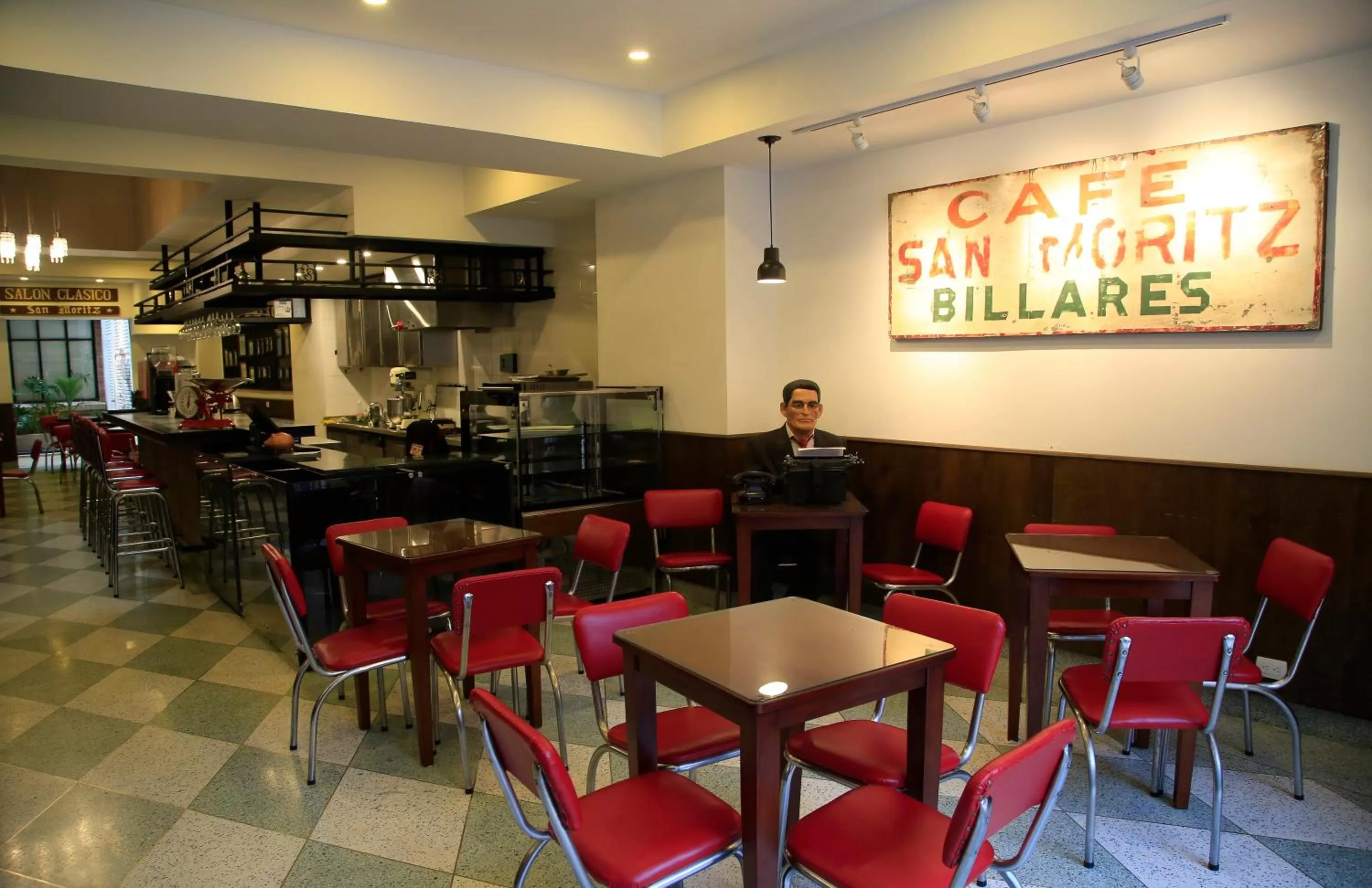 Restaurant/places to eat in Hotel Museo San Moritz