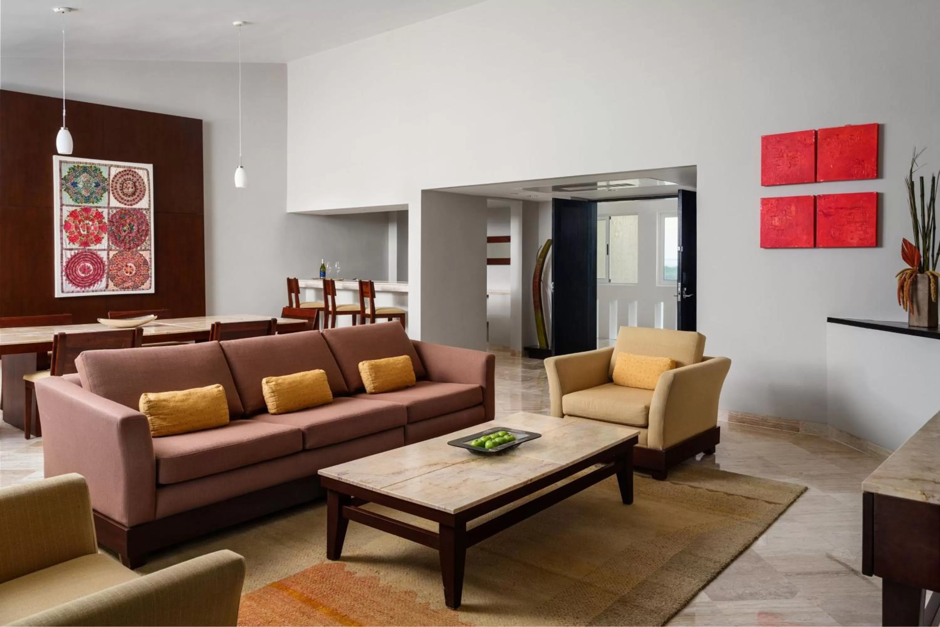 Living room in The Westin Resort & Spa Cancun