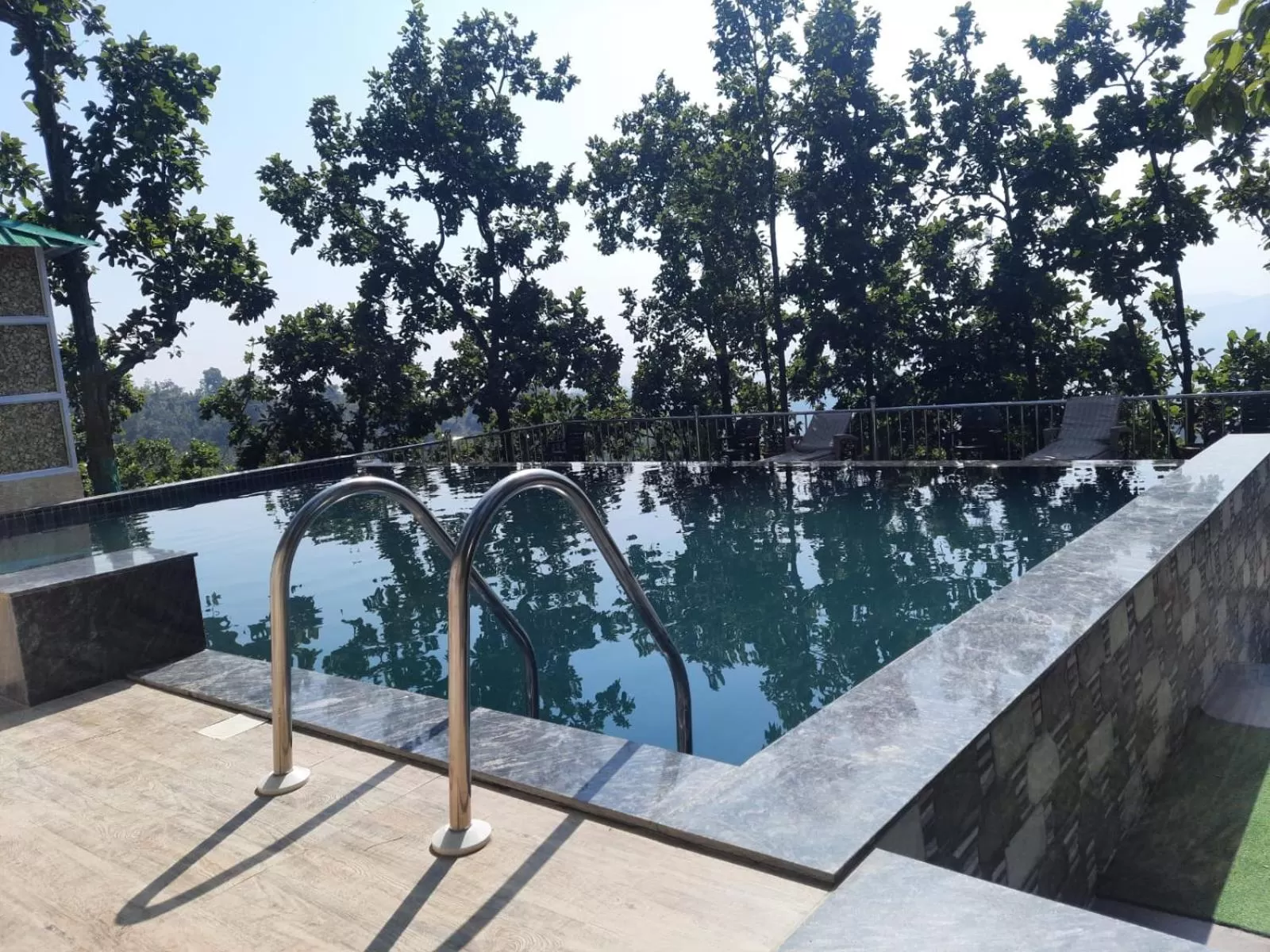 Swimming pool in Blue Pine Orchards