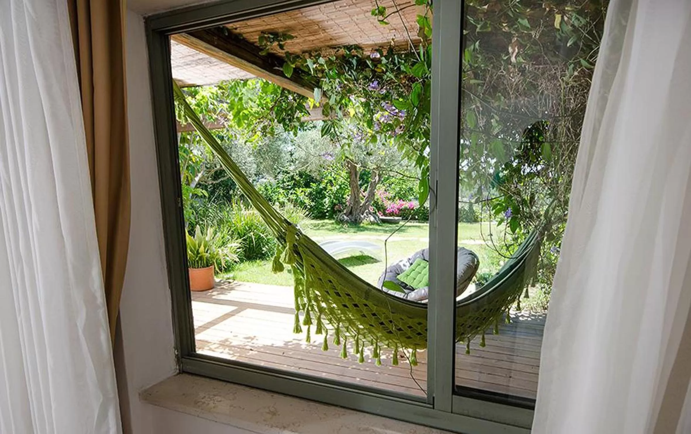 Garden view, Pool View in Above the Sea