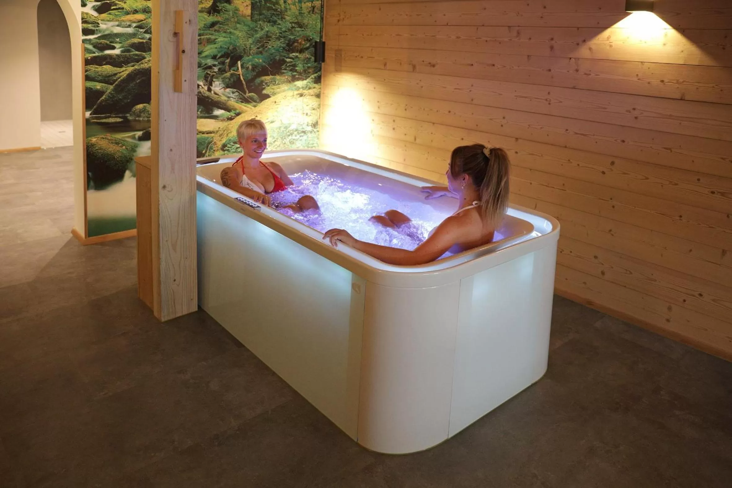Hot Tub in Schätzlhof