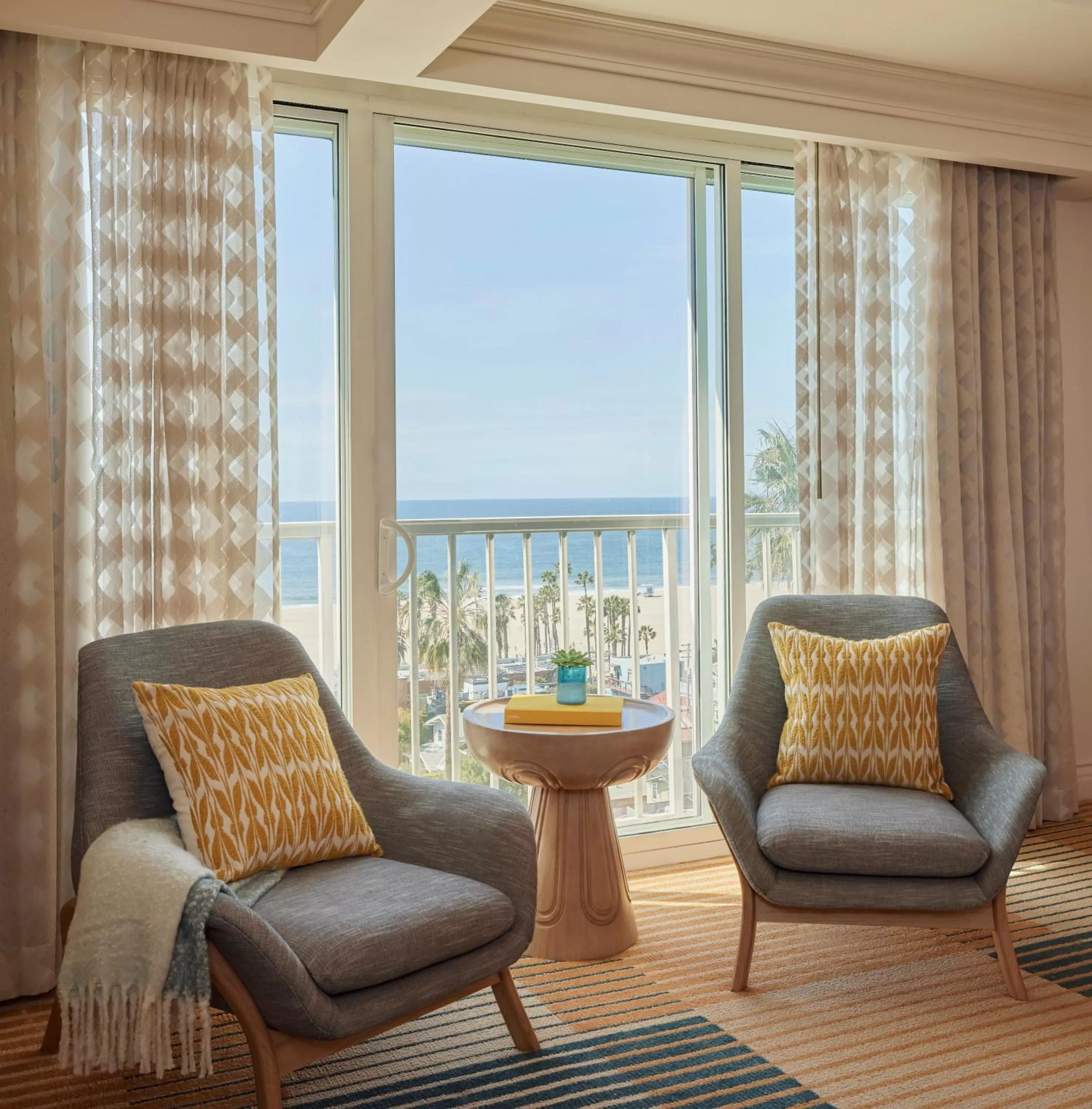 Balcony/Terrace in Viceroy Santa Monica