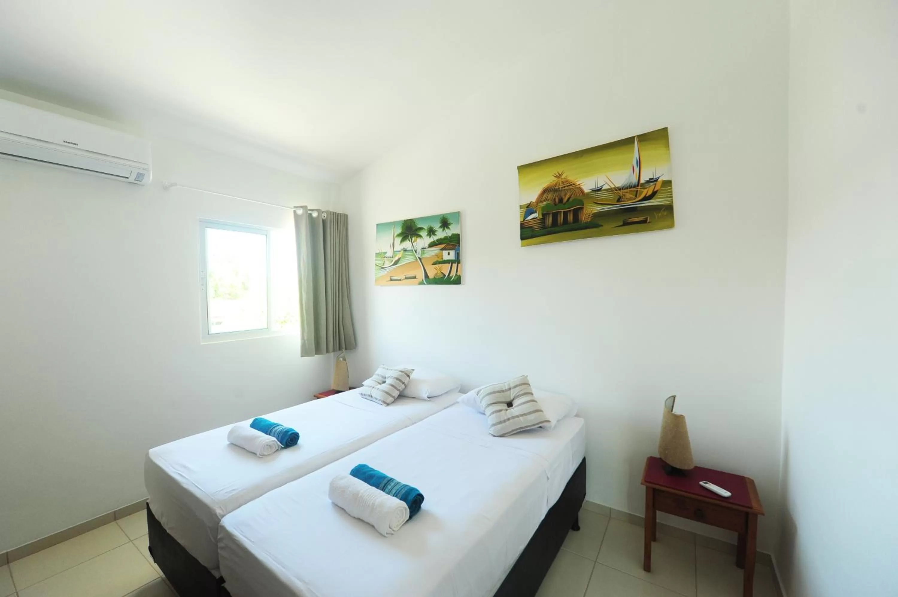 Bed in Manga Verde Beach Residence