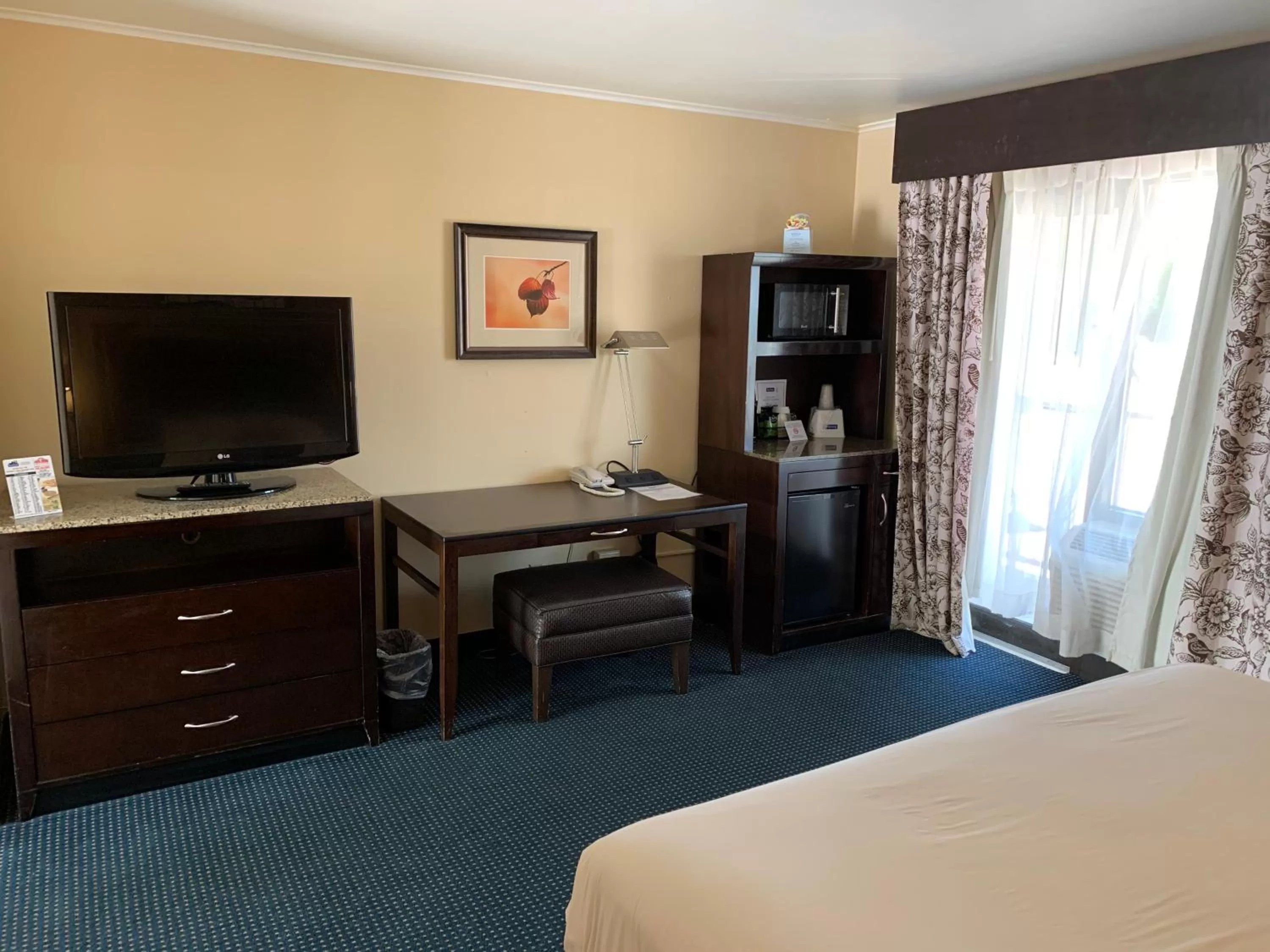 Bed in Travelodge by Wyndham Rapid City