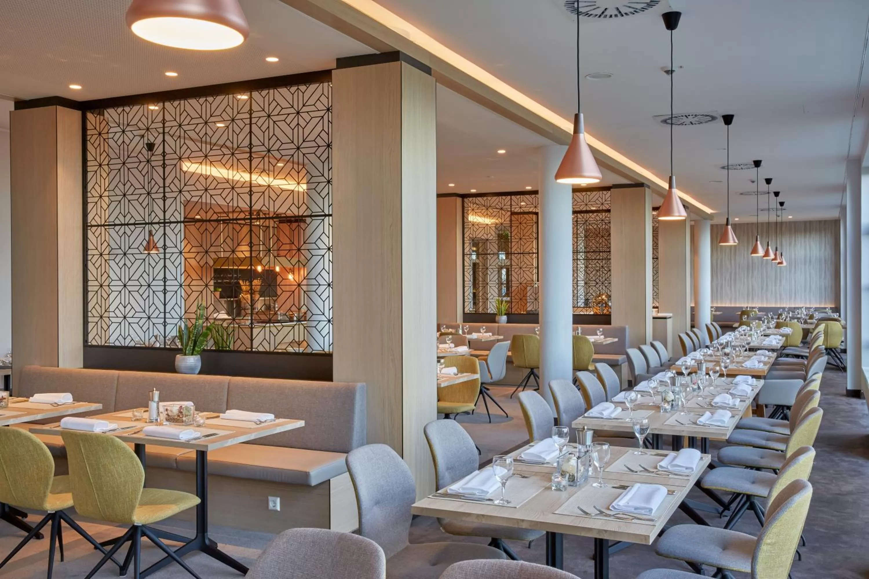 Restaurant/places to eat in H+ Hotel Limes Thermen Aalen