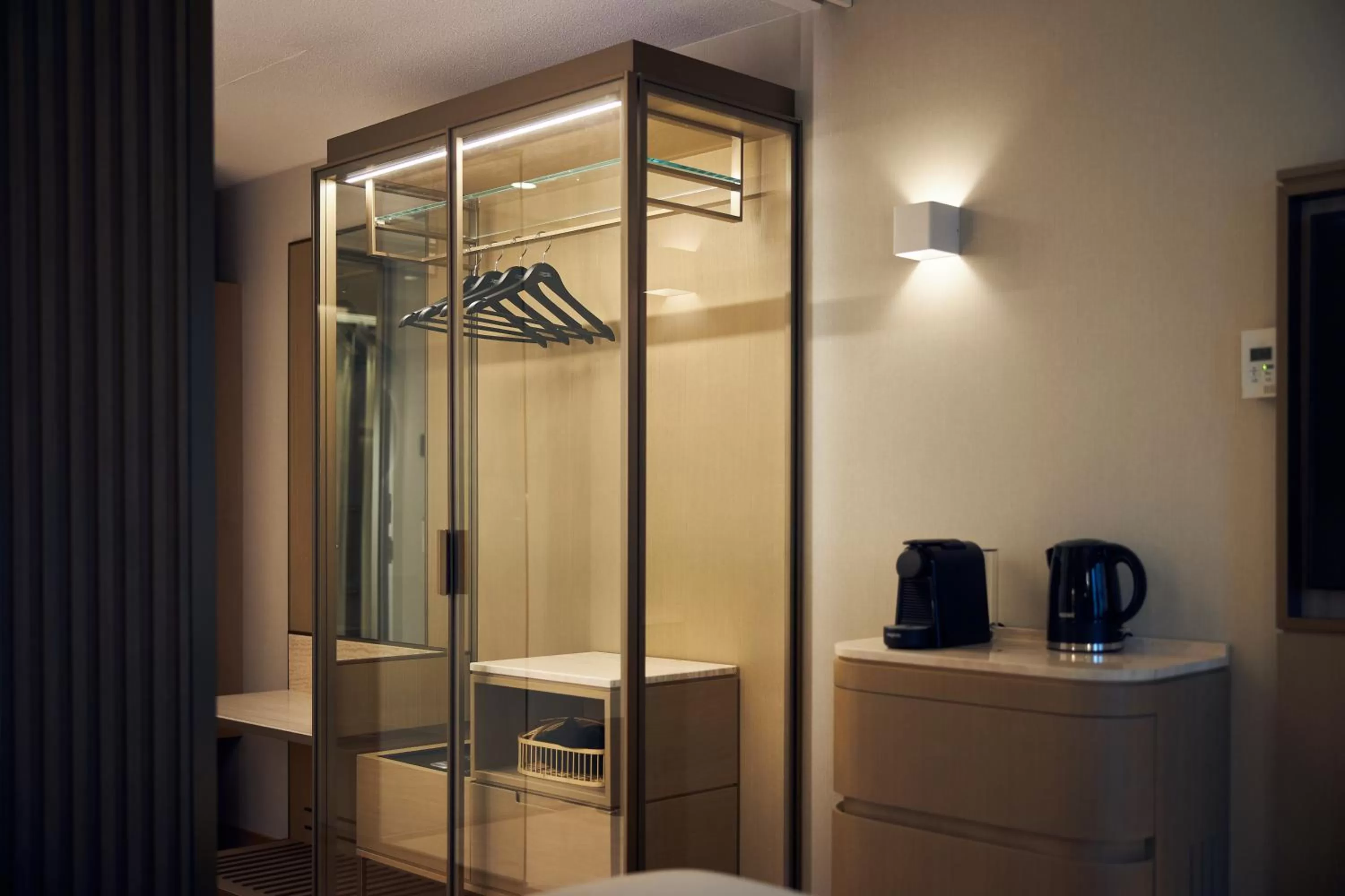 Coffee/tea facilities in The Market Hotel